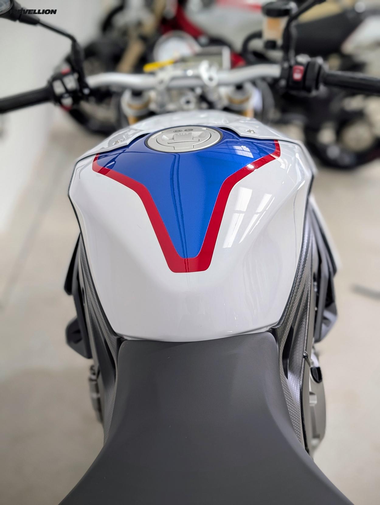 BMW S 1000 R 1000 Sport Naked Petrol Manual Euro 4 (164 ps)