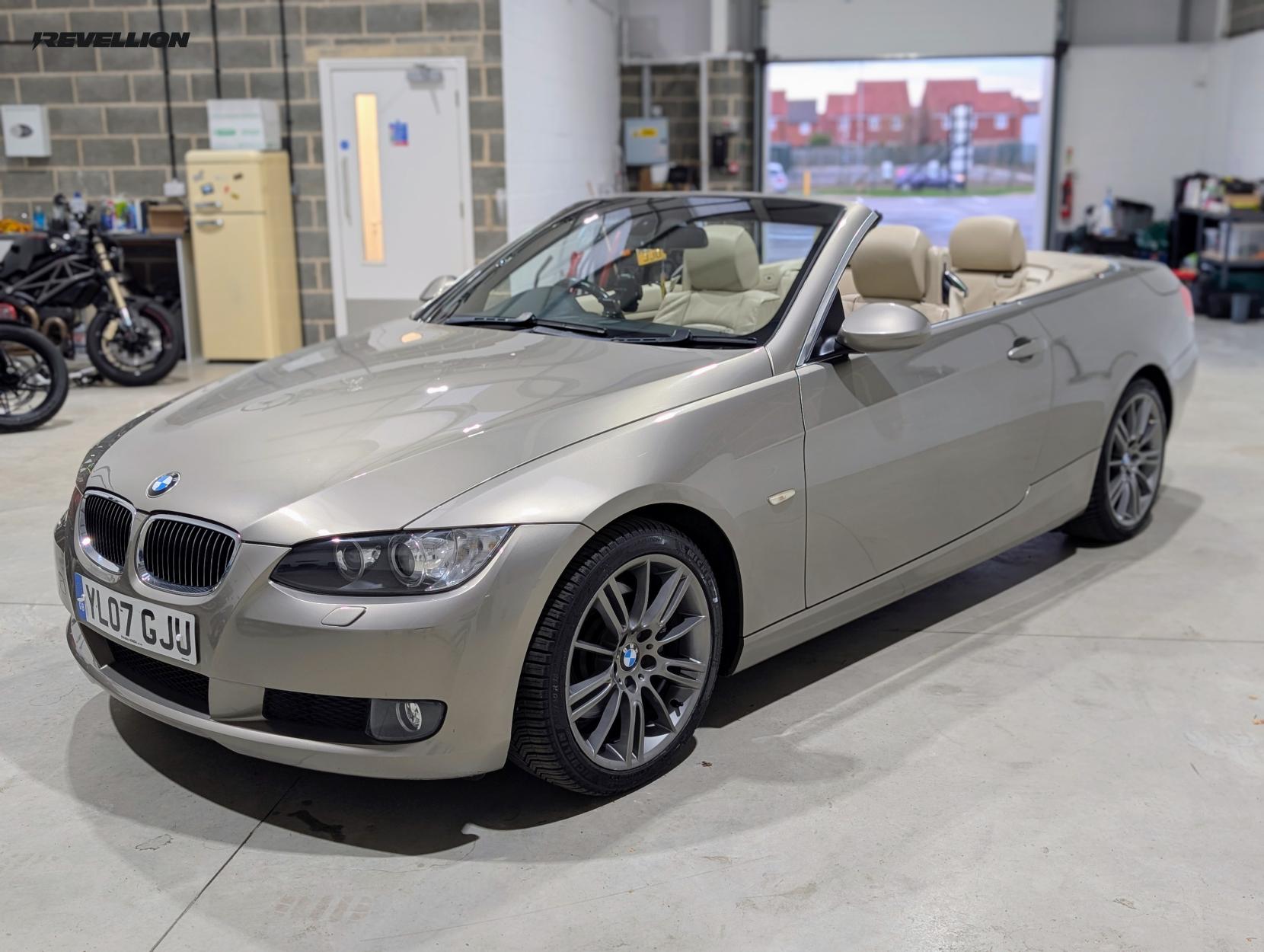 BMW 3 Series 3.0 325i SE Convertible 2dr Petrol Steptronic Euro 4 (218 ps)