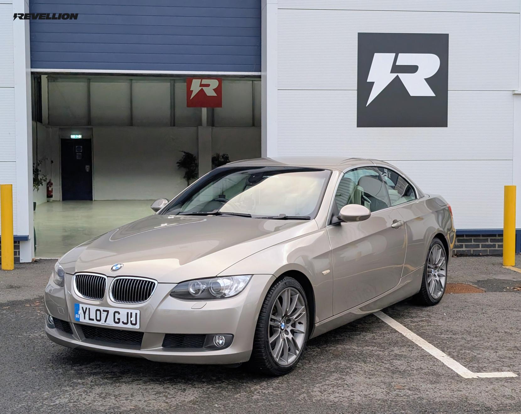 BMW 3 Series 3.0 325i SE Convertible 2dr Petrol Steptronic Euro 4 (218 ps)