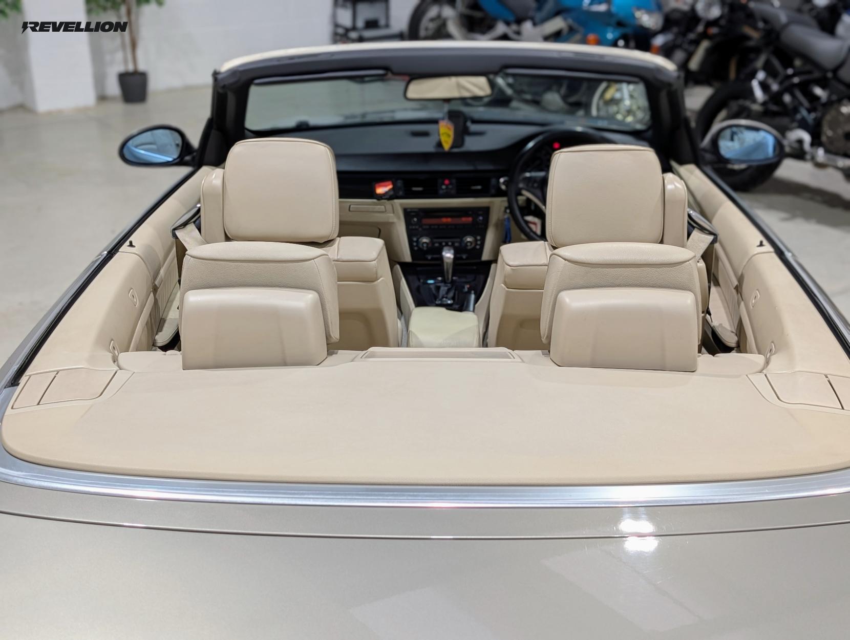 BMW 3 Series 3.0 325i SE Convertible 2dr Petrol Steptronic Euro 4 (218 ps)