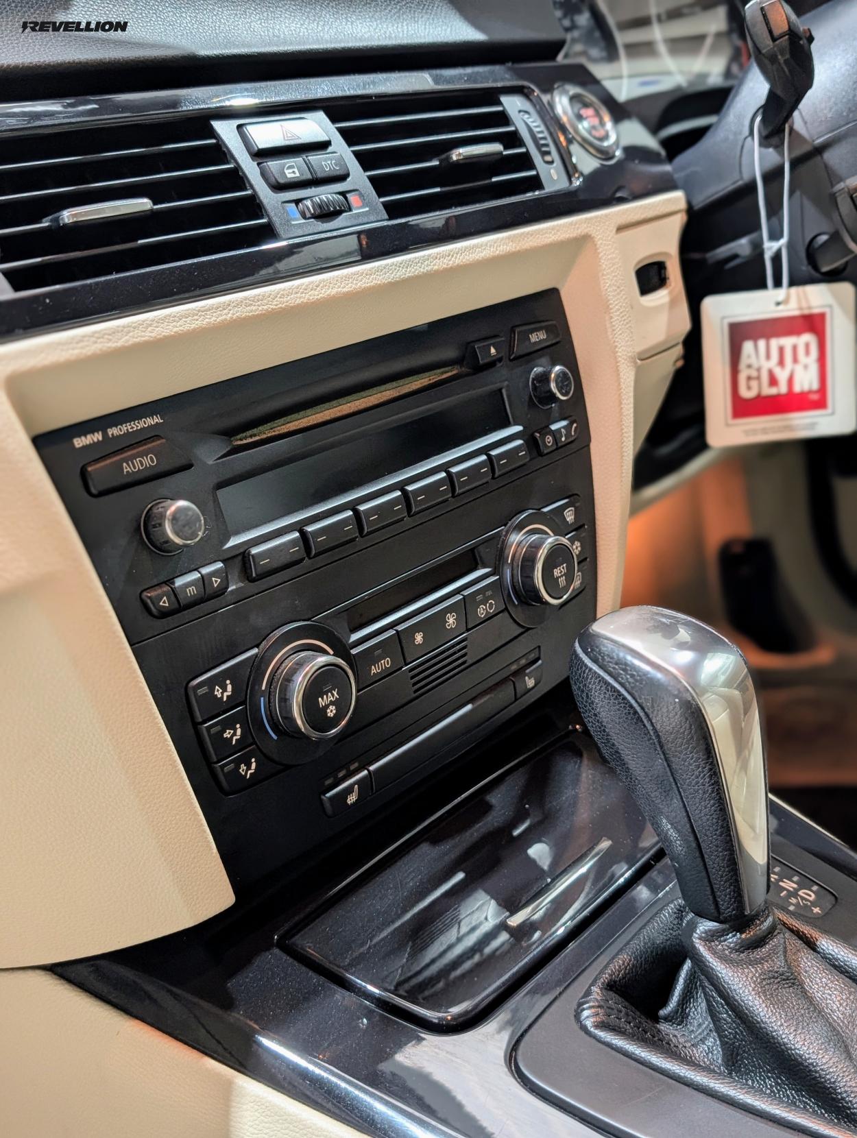 BMW 3 Series 3.0 325i SE Convertible 2dr Petrol Steptronic Euro 4 (218 ps)