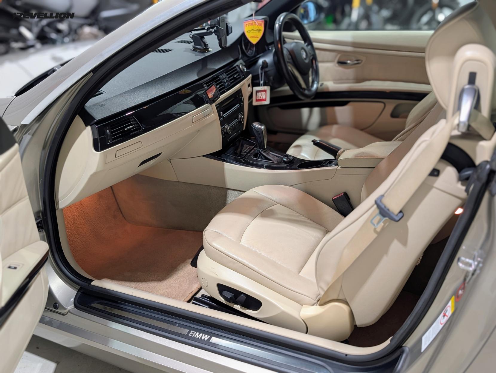 BMW 3 Series 3.0 325i SE Convertible 2dr Petrol Steptronic Euro 4 (218 ps)