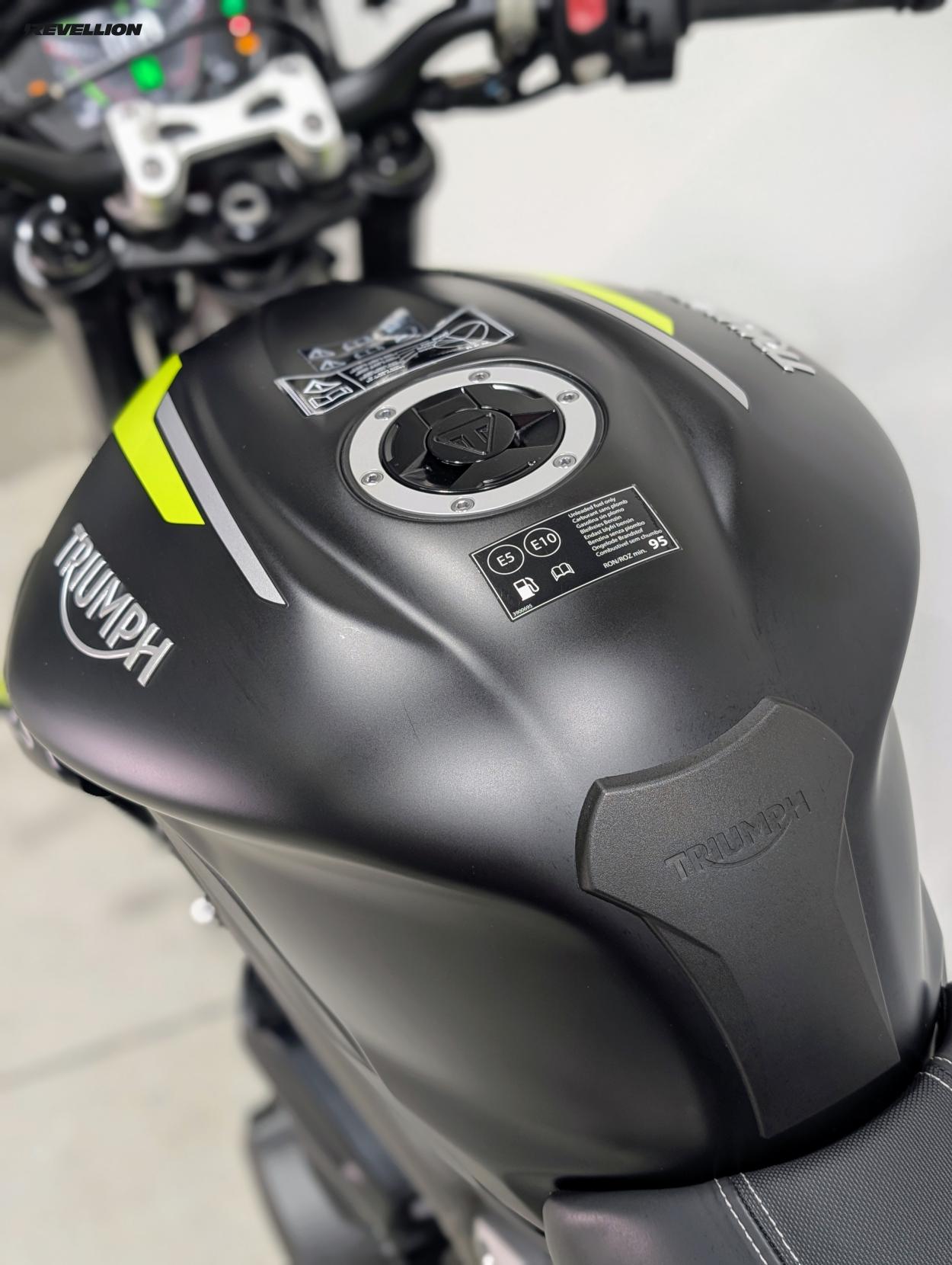 Triumph Street Triple 765 765 RS Naked Petrol Manual X-ring Euro 5 (124 ps)