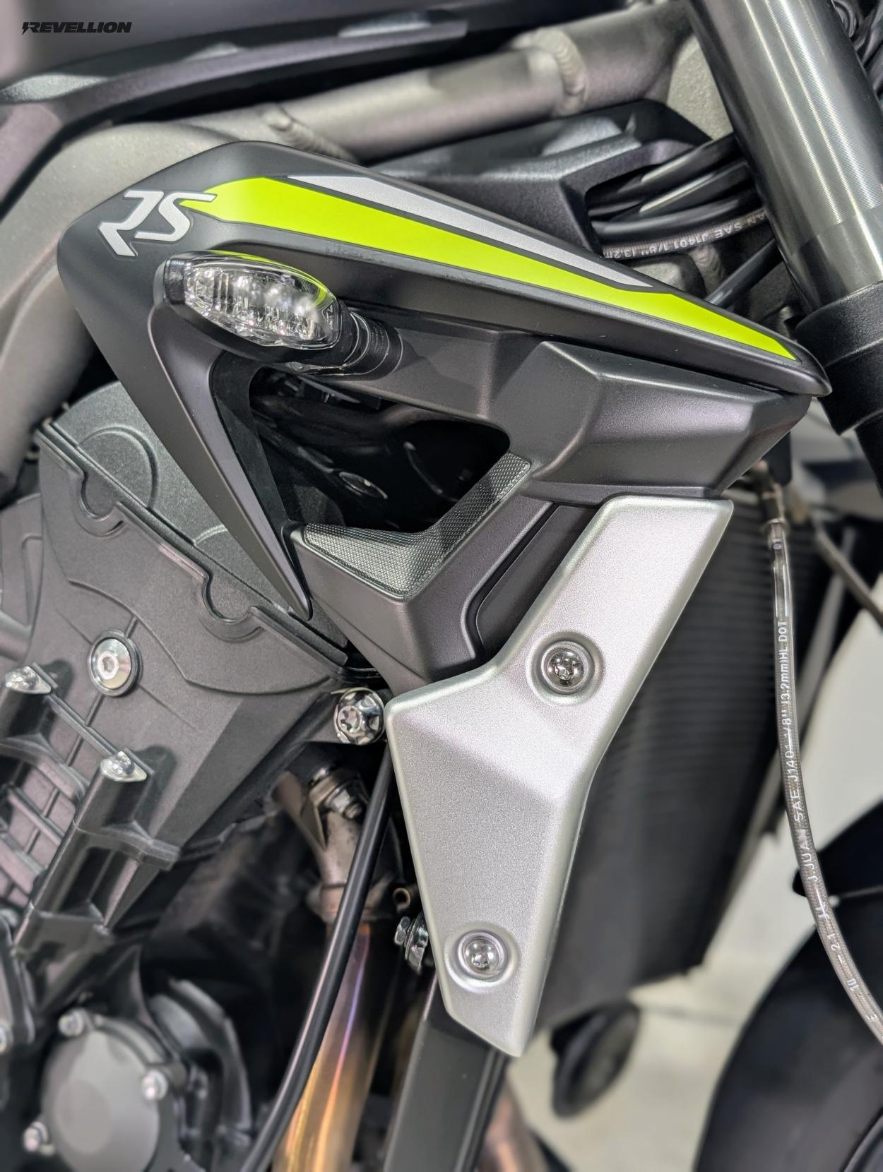 Triumph Street Triple 765 765 RS Naked Petrol Manual X-ring Euro 5 (124 ps)