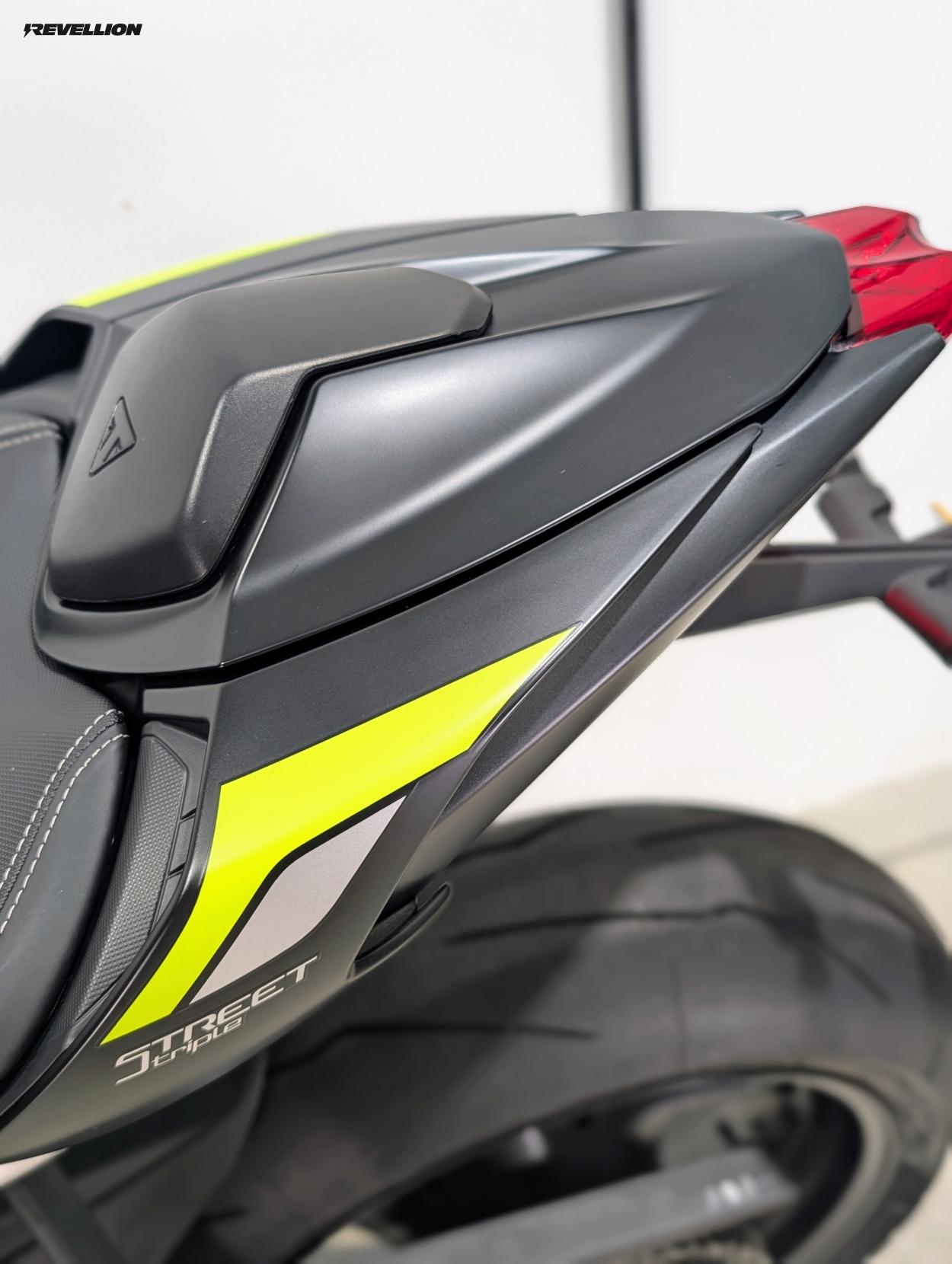 Triumph Street Triple 765 765 RS Naked Petrol Manual X-ring Euro 5 (124 ps)