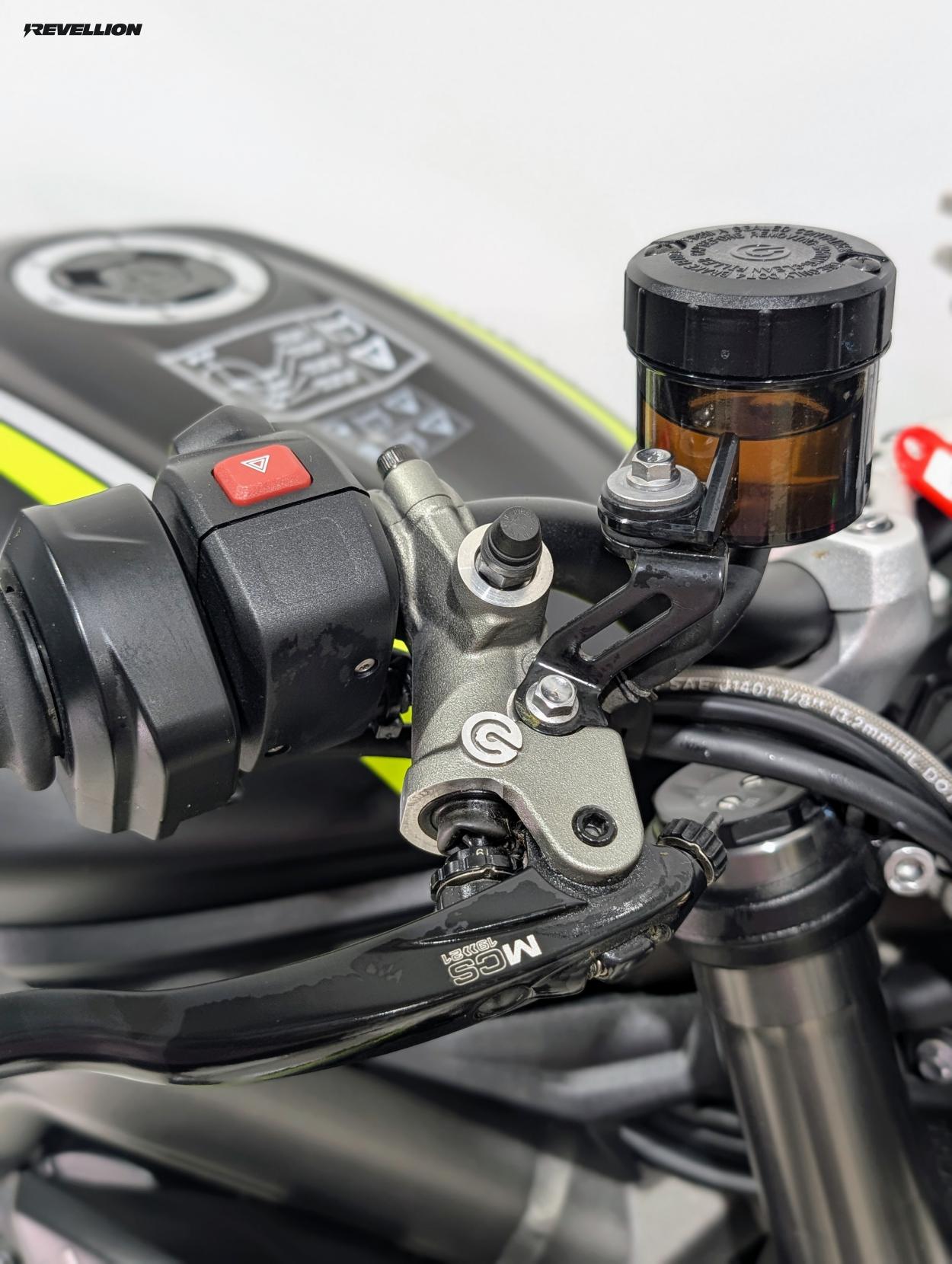 Triumph Street Triple 765 765 RS Naked Petrol Manual X-ring Euro 5 (124 ps)