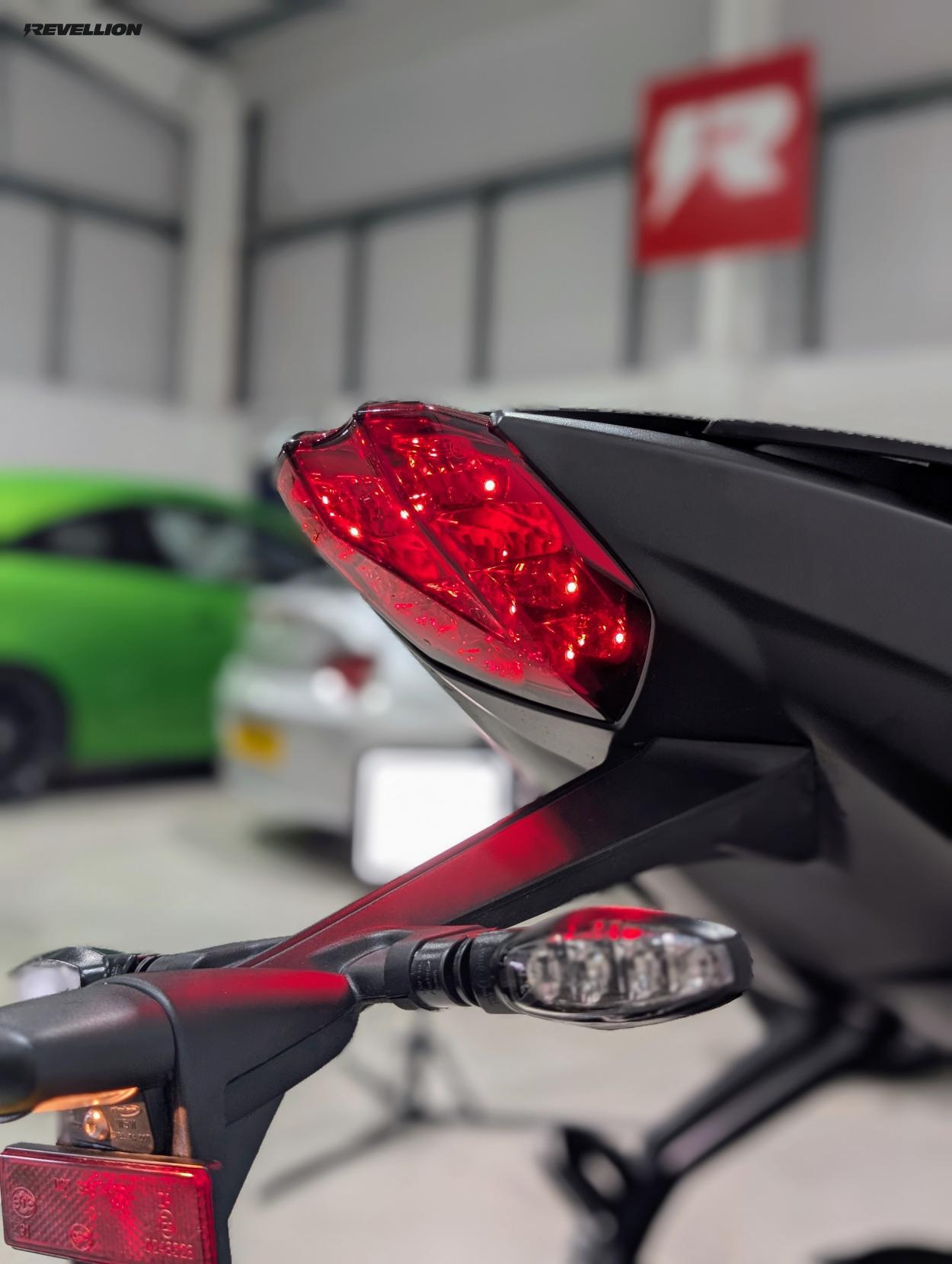 Triumph Street Triple 765 765 RS Naked Petrol Manual X-ring Euro 5 (124 ps)