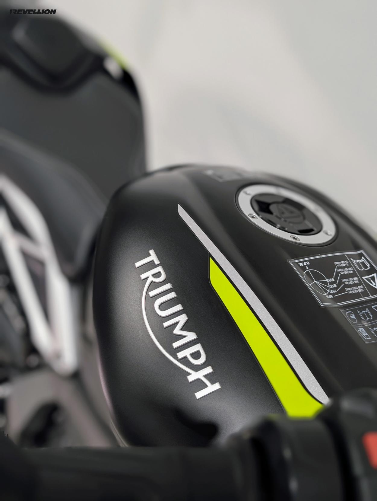 Triumph Street Triple 765 765 RS Naked Petrol Manual X-ring Euro 5 (124 ps)