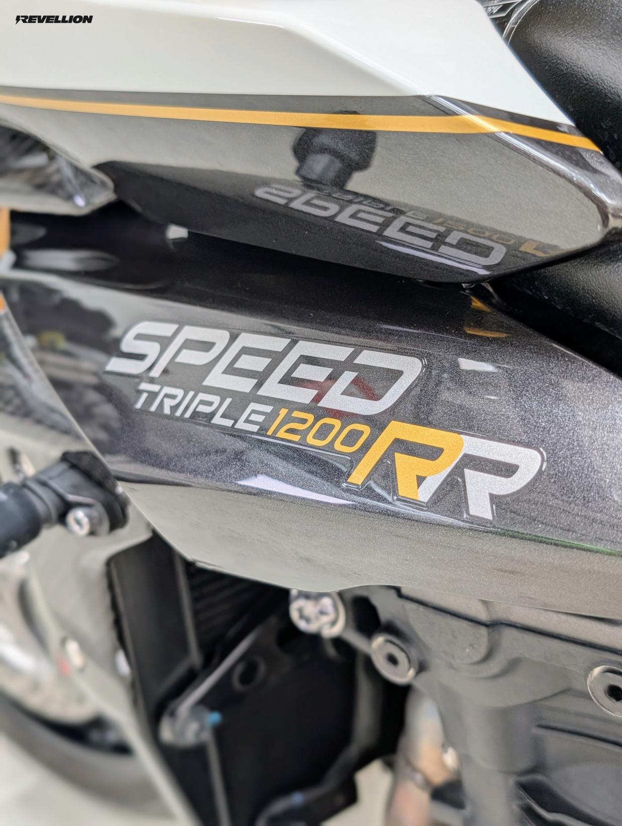 Triumph Speed Triple 1200 1200 RR Naked Petrol Manual X-ring Euro 5 (179 ps)