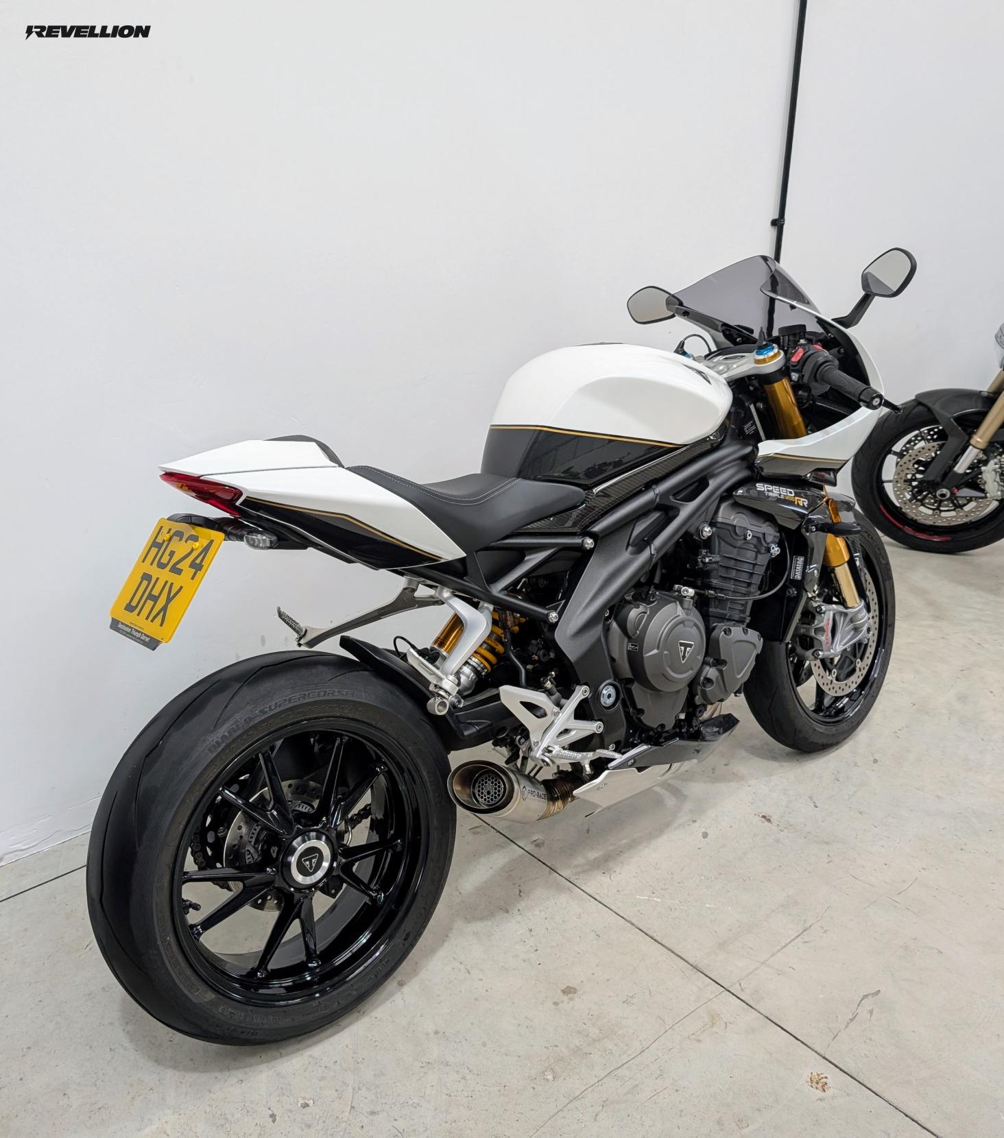 Triumph Speed Triple 1200 1200 RR Naked Petrol Manual X-ring Euro 5 (179 ps)