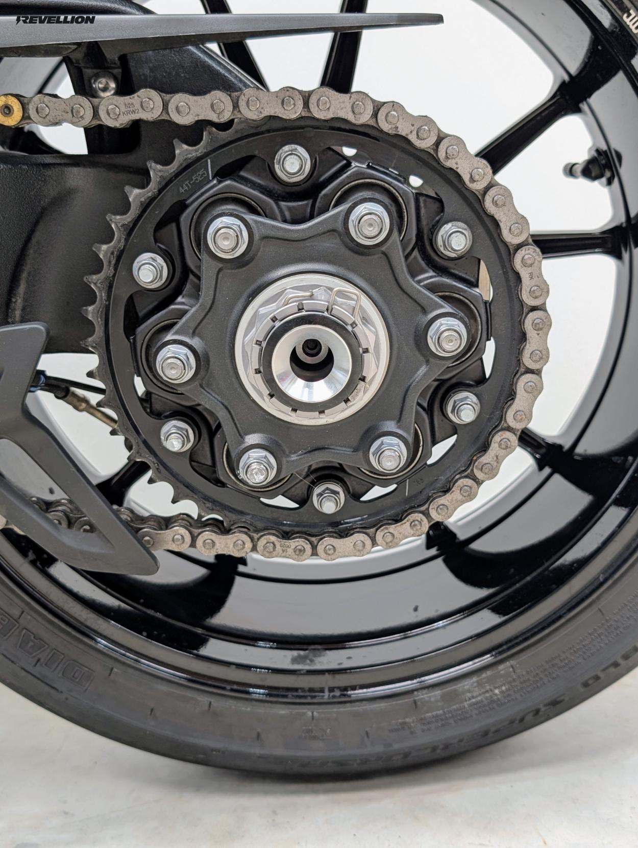 Triumph Speed Triple 1200 1200 RR Naked Petrol Manual X-ring Euro 5 (179 ps)