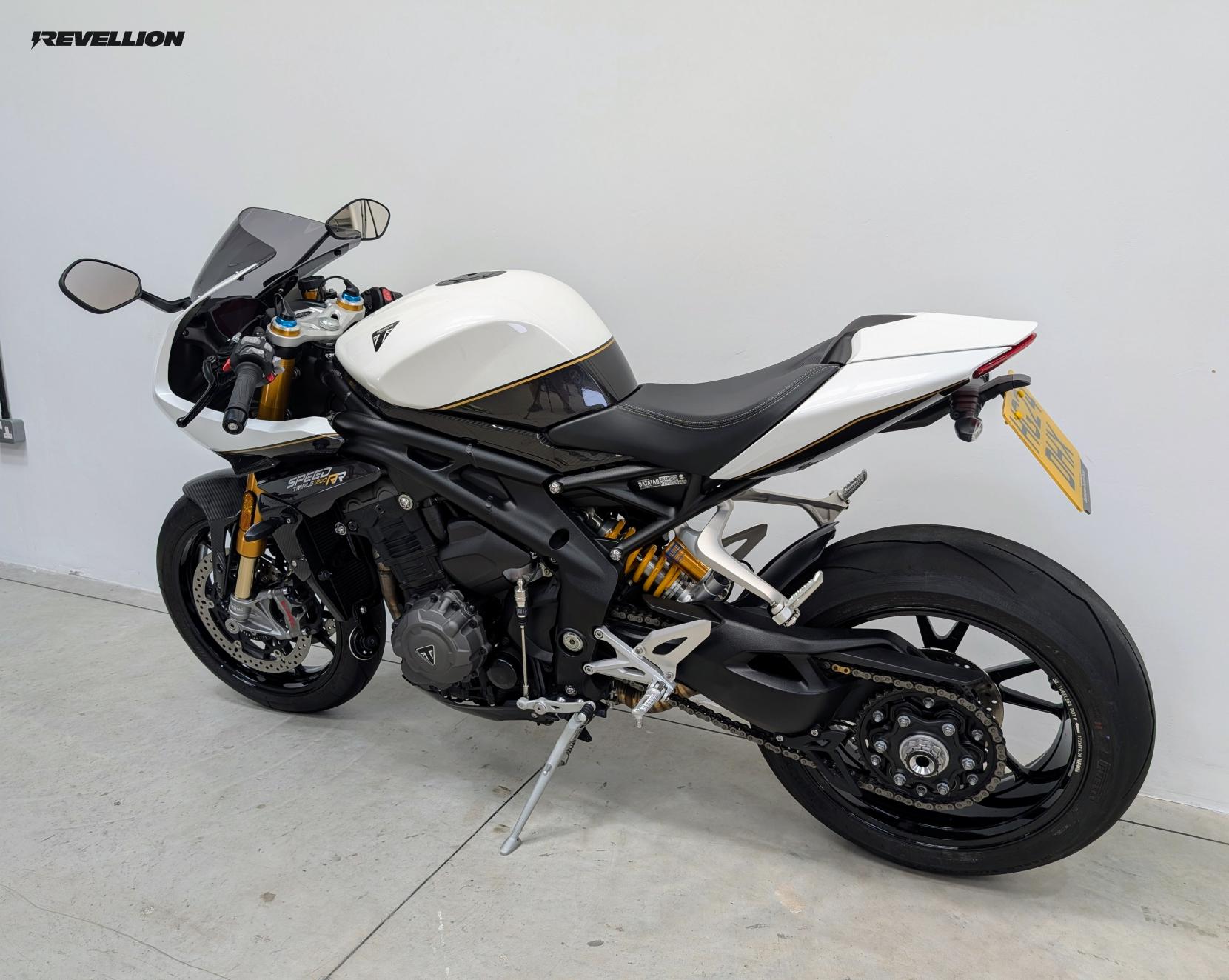 Triumph Speed Triple 1200 1200 RR Naked Petrol Manual X-ring Euro 5 (179 ps)