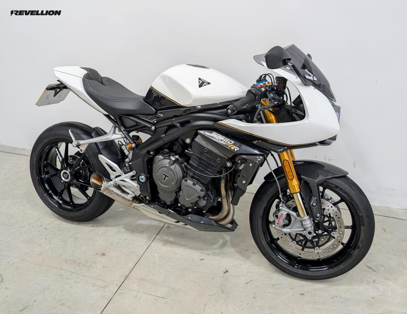 Triumph Speed Triple 1200 1200 RR Naked Petrol Manual X-ring Euro 5 (179 ps)