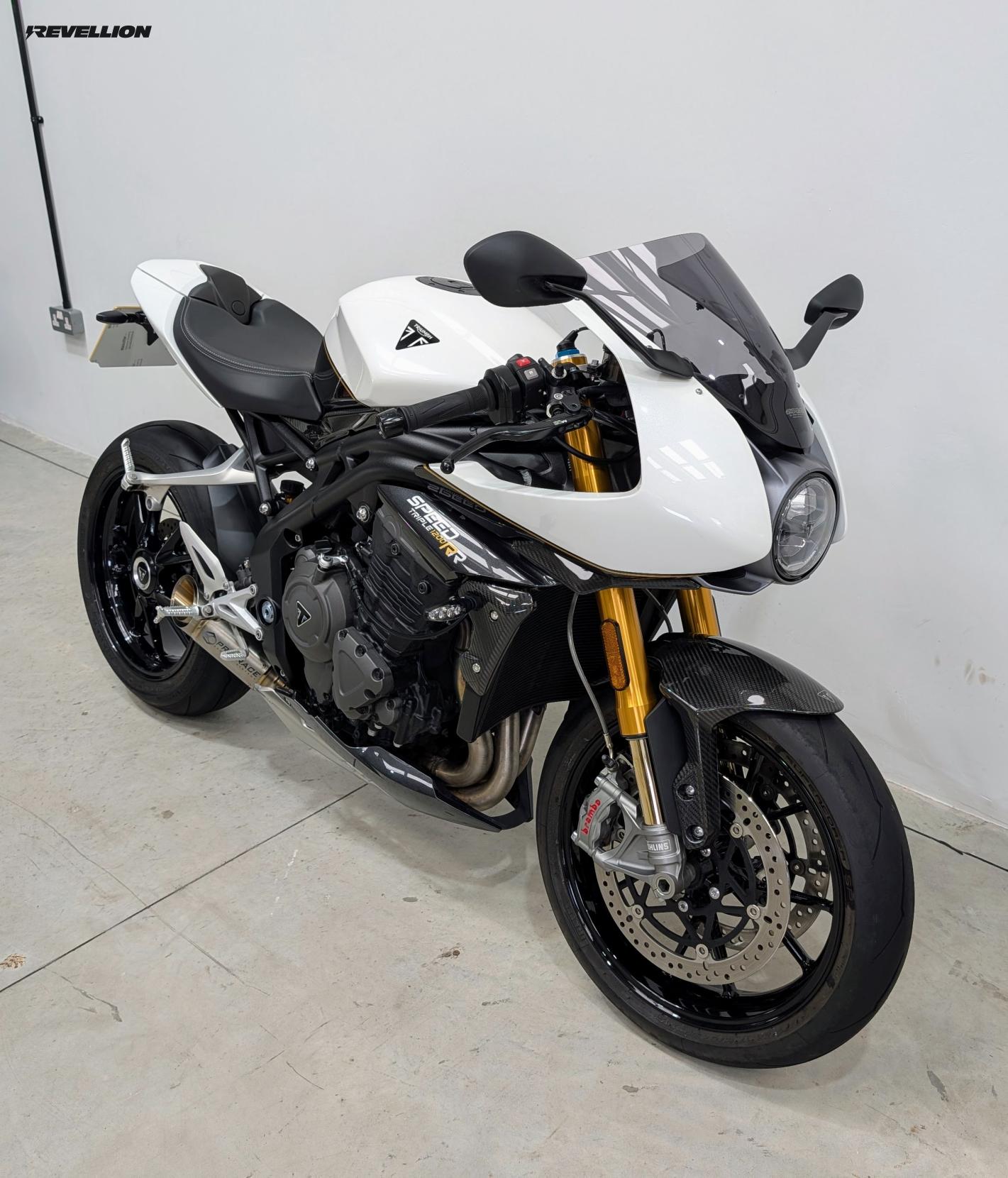 Triumph Speed Triple 1200 1200 RR Naked Petrol Manual X-ring Euro 5 (179 ps)