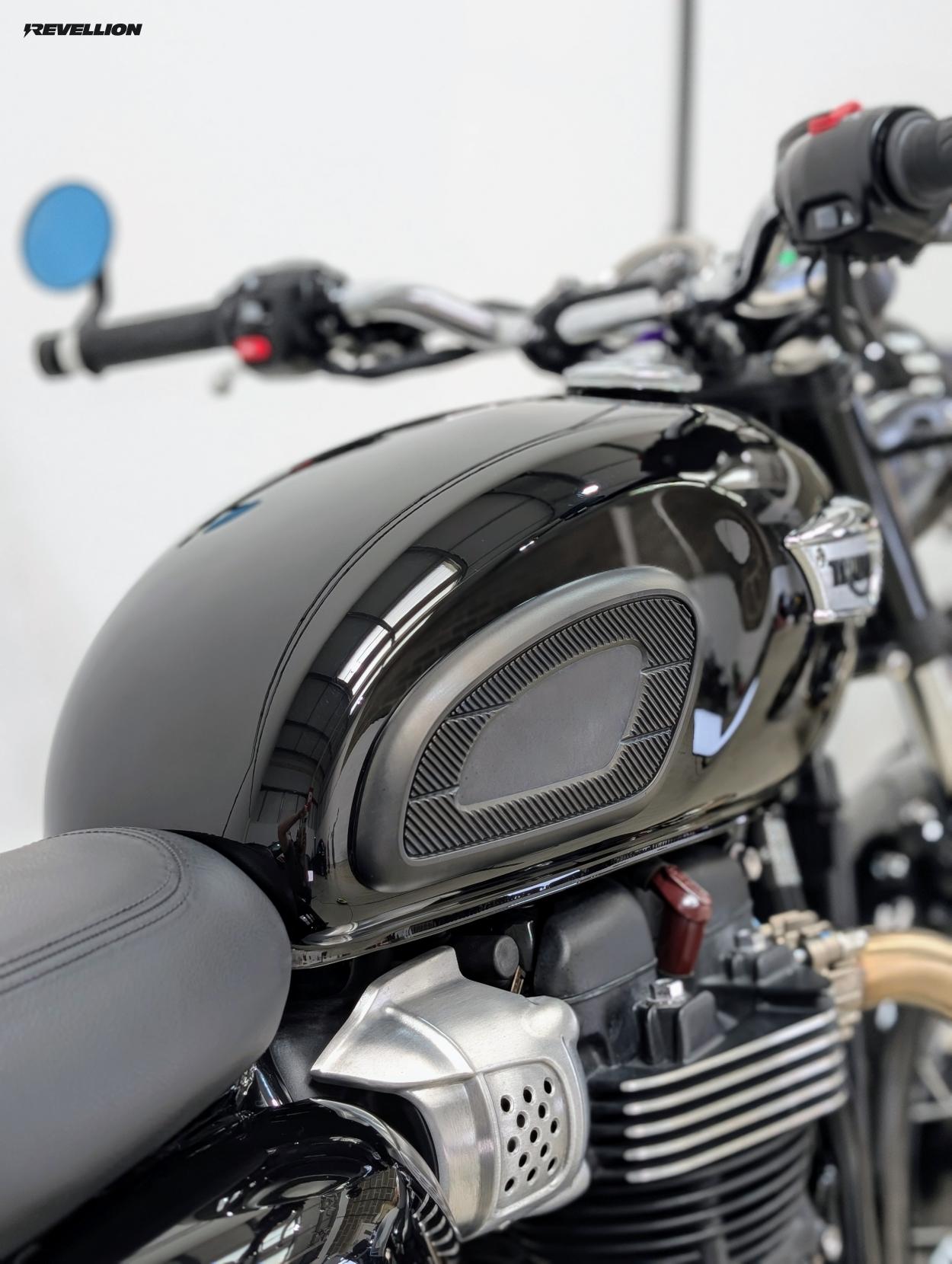 Triumph Bonneville T100 900 Roadster/Retro Petrol Manual Euro 5 (65 ps)