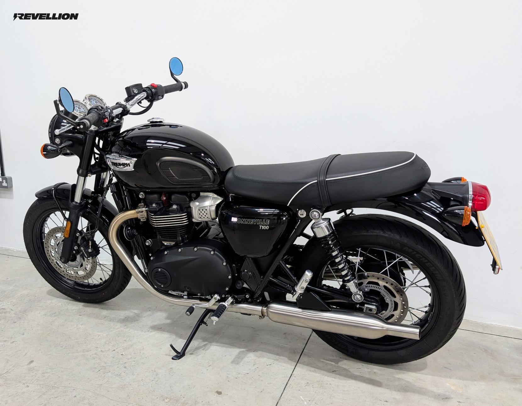 Triumph Bonneville T100 900 Roadster/Retro Petrol Manual Euro 5 (65 ps)