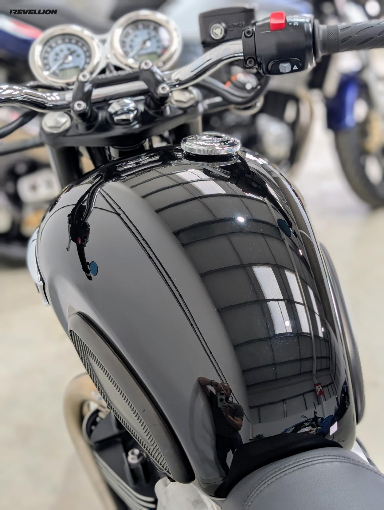 Triumph Bonneville T100 900 Roadster/Retro Petrol Manual Euro 5 (65 ps)