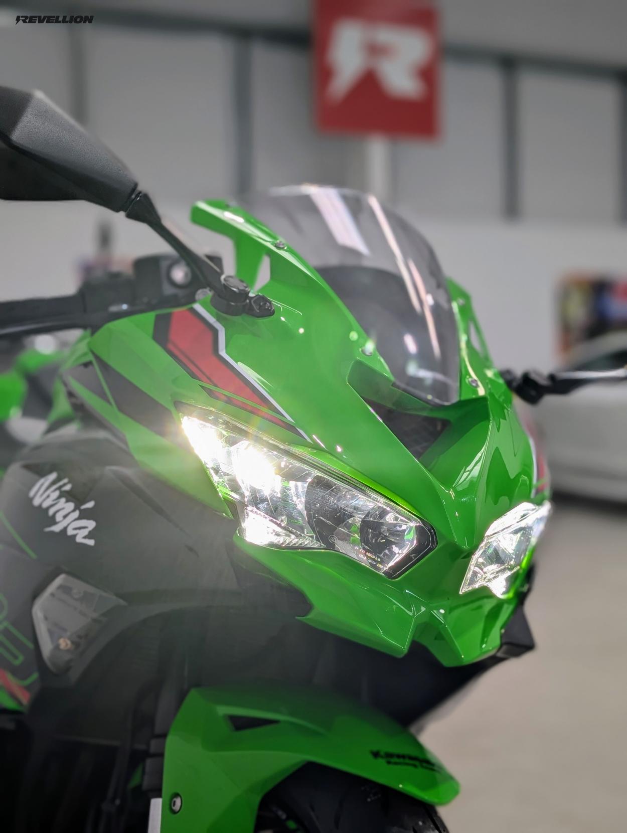 Kawasaki Ninja ZX-4RR 400 Super Sports Petrol Manual Euro 5 (77 ps)