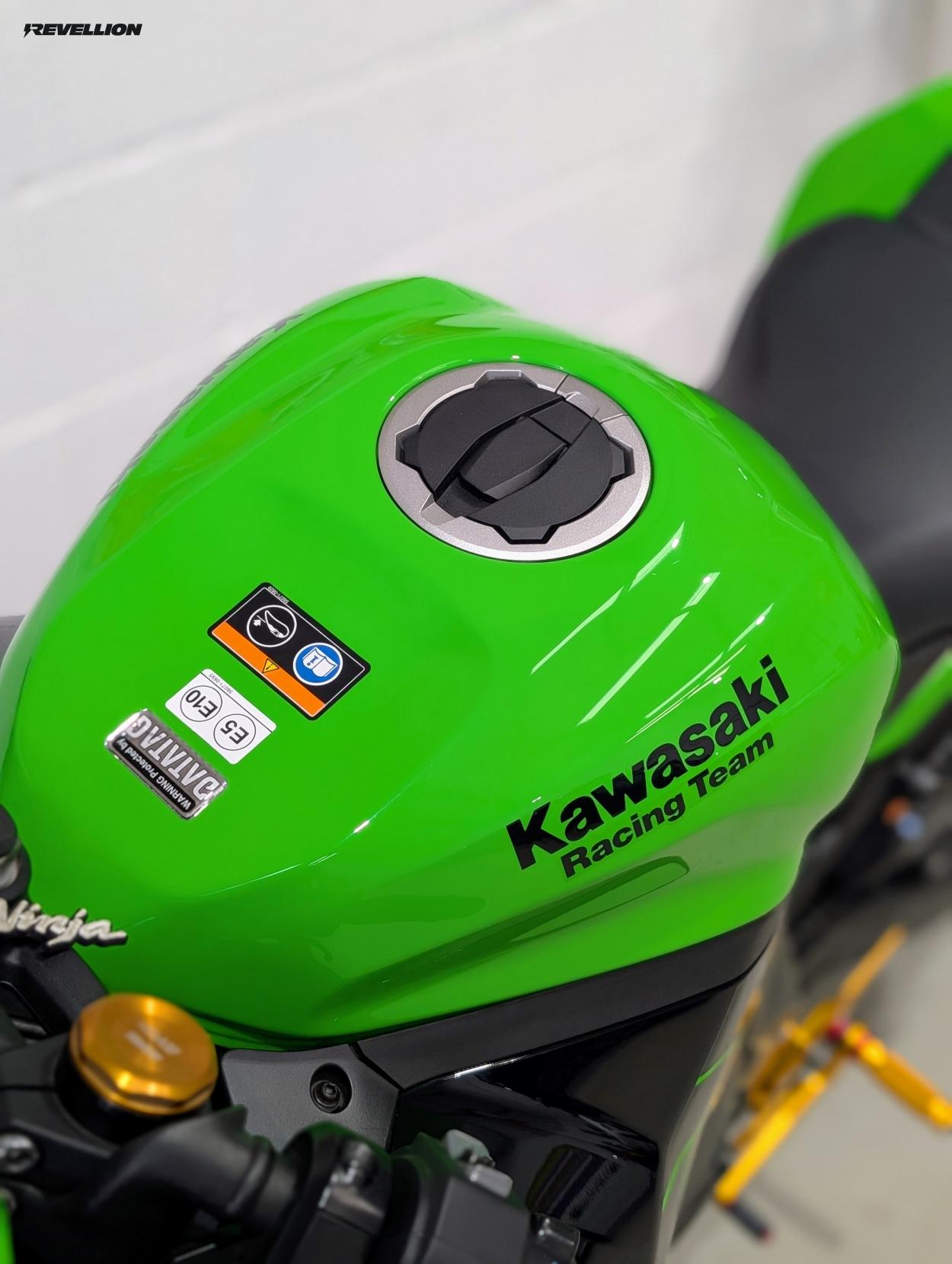 Kawasaki Ninja ZX-4RR 400 Super Sports Petrol Manual Euro 5 (77 ps)