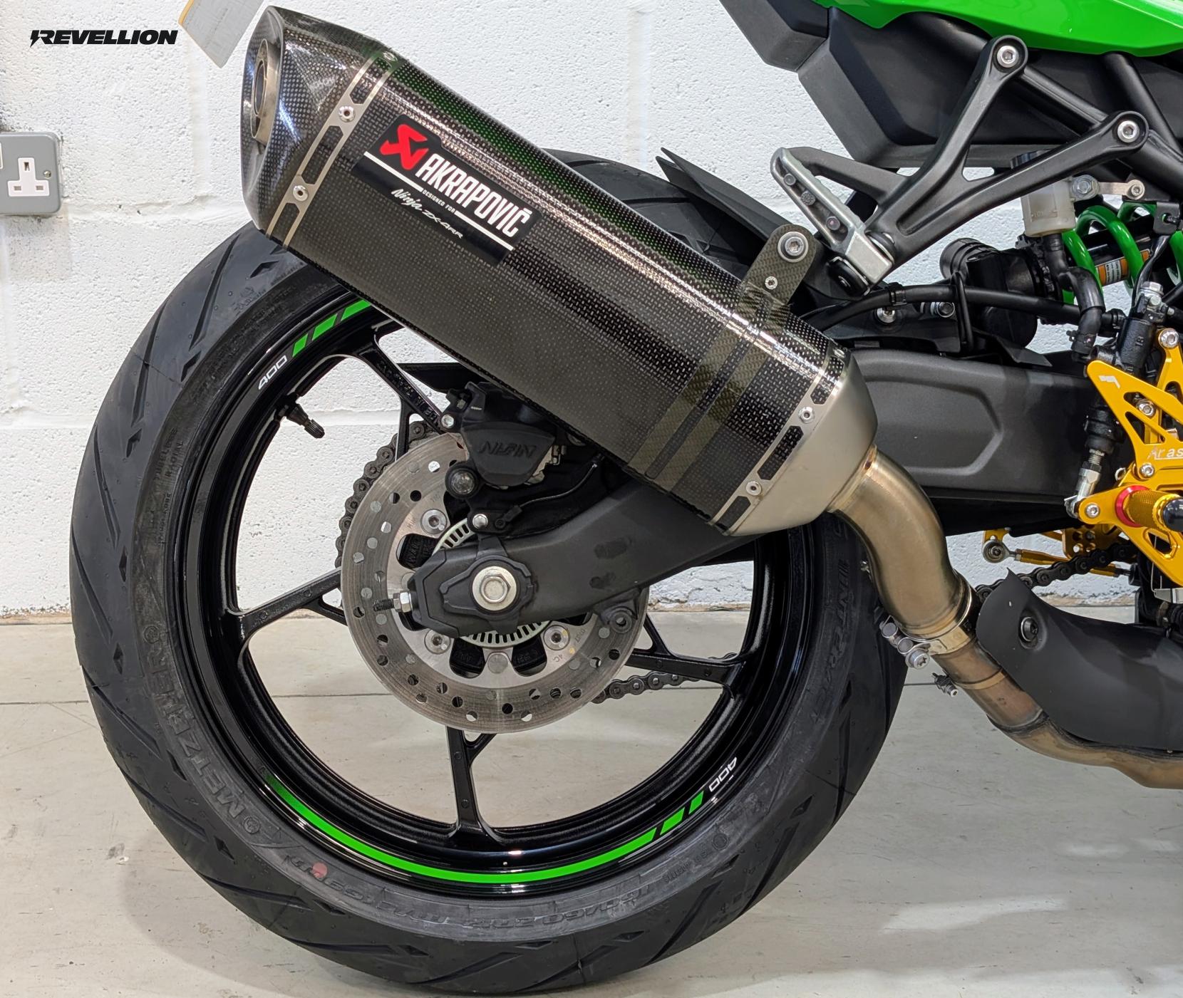 Kawasaki Ninja ZX-4RR 400 Super Sports Petrol Manual Euro 5 (77 ps)