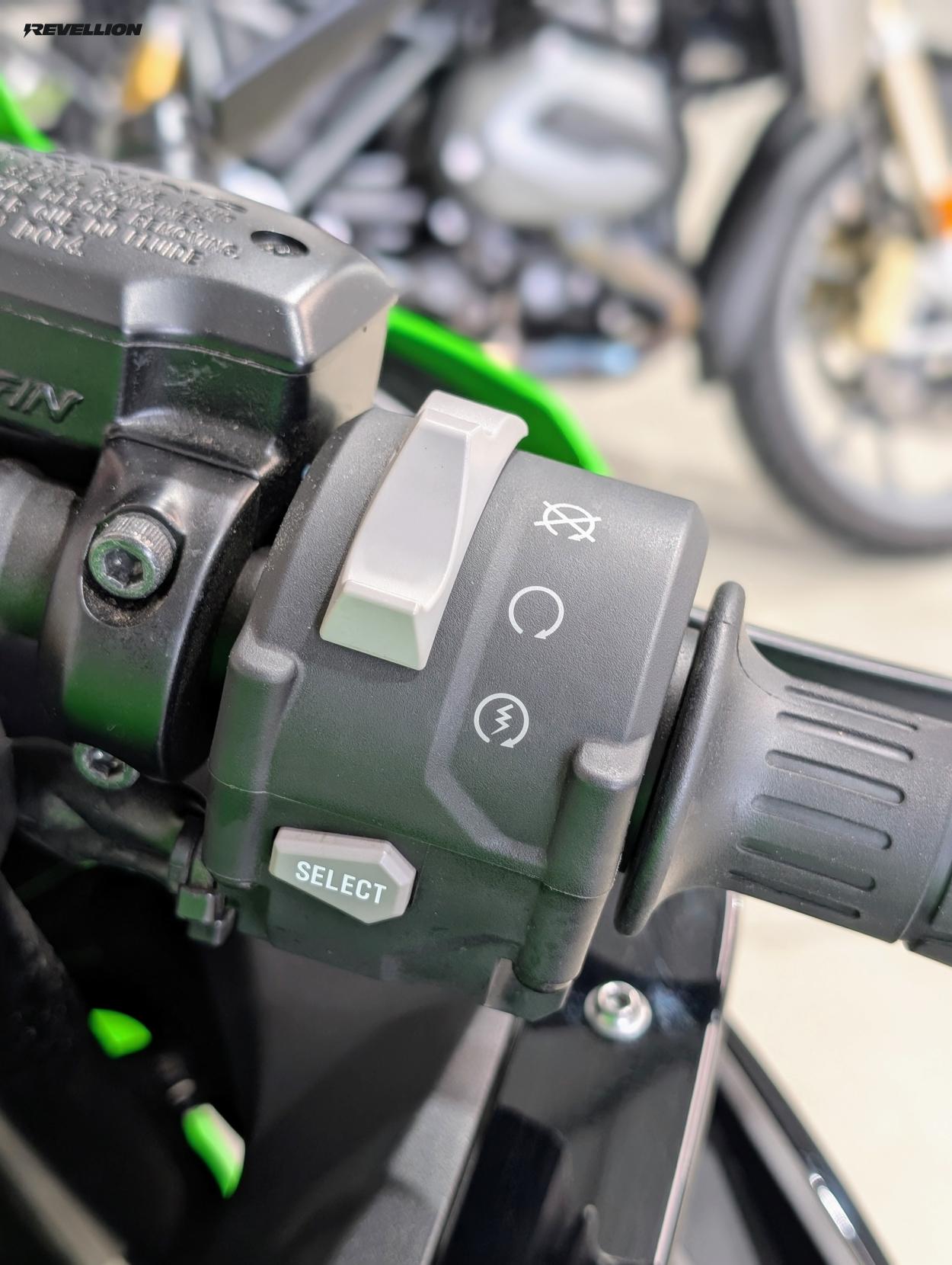 Kawasaki Ninja ZX-4RR 400 Super Sports Petrol Manual Euro 5 (77 ps)