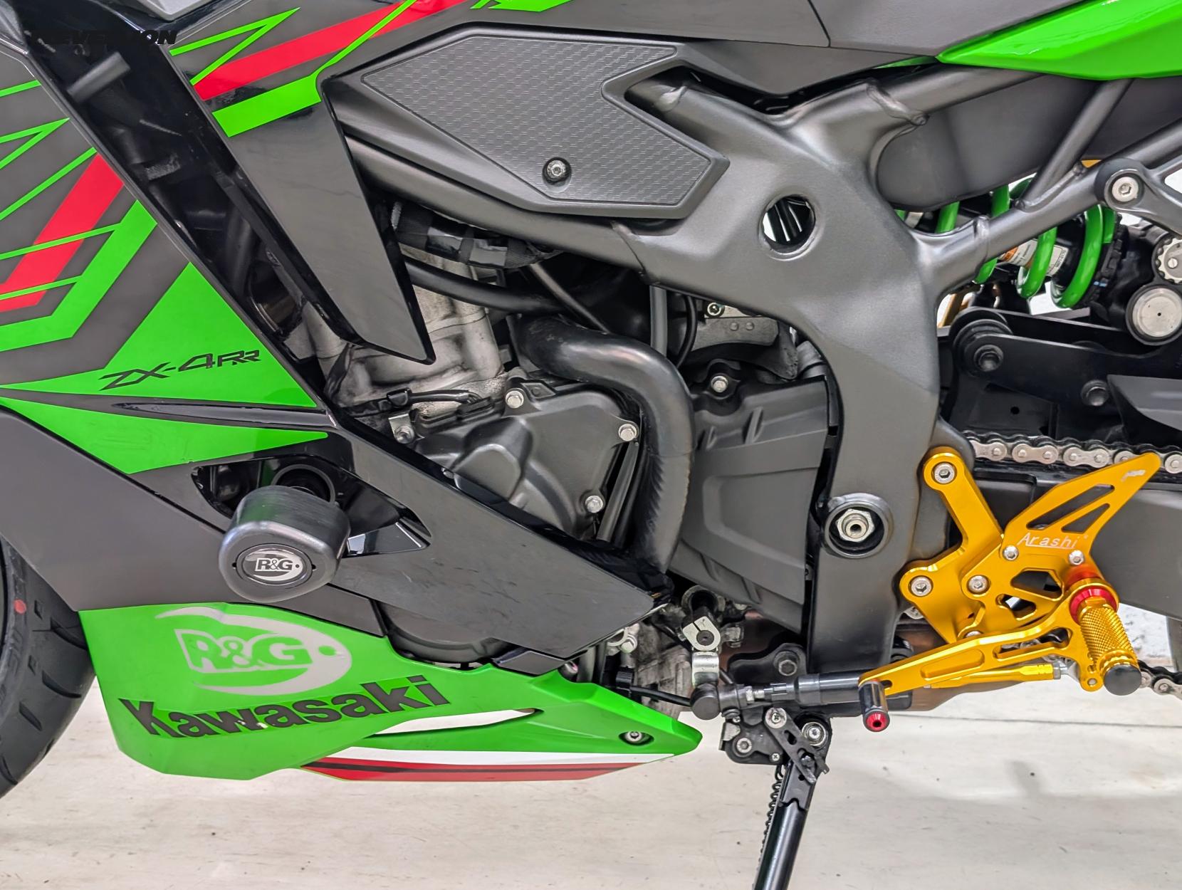 Kawasaki Ninja ZX-4RR 400 Super Sports Petrol Manual Euro 5 (77 ps)