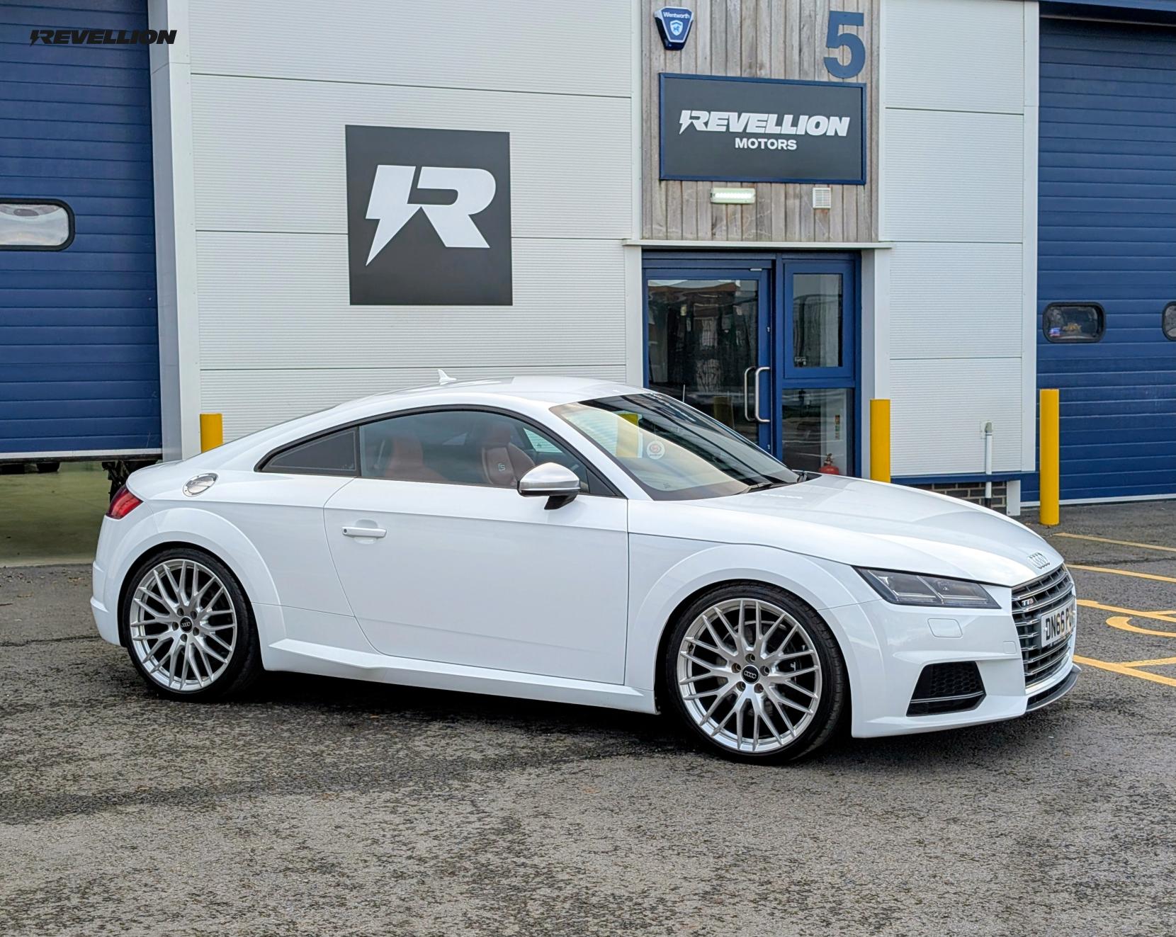 Audi TTS 2.0 TFSI Coupe 3dr Petrol S Tronic quattro Euro 6 (s/s) (310 ps)