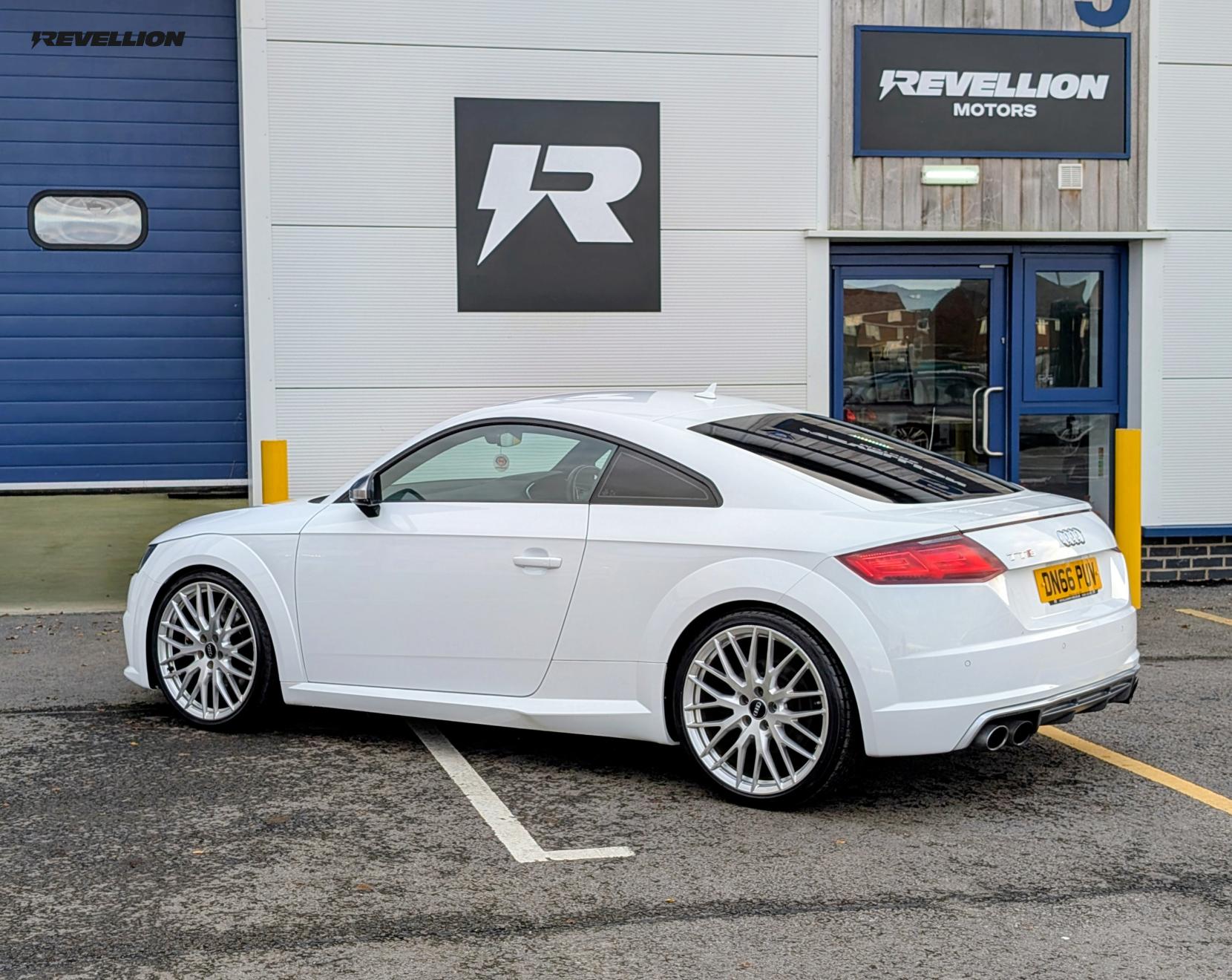 Audi TTS 2.0 TFSI Coupe 3dr Petrol S Tronic quattro Euro 6 (s/s) (310 ps)