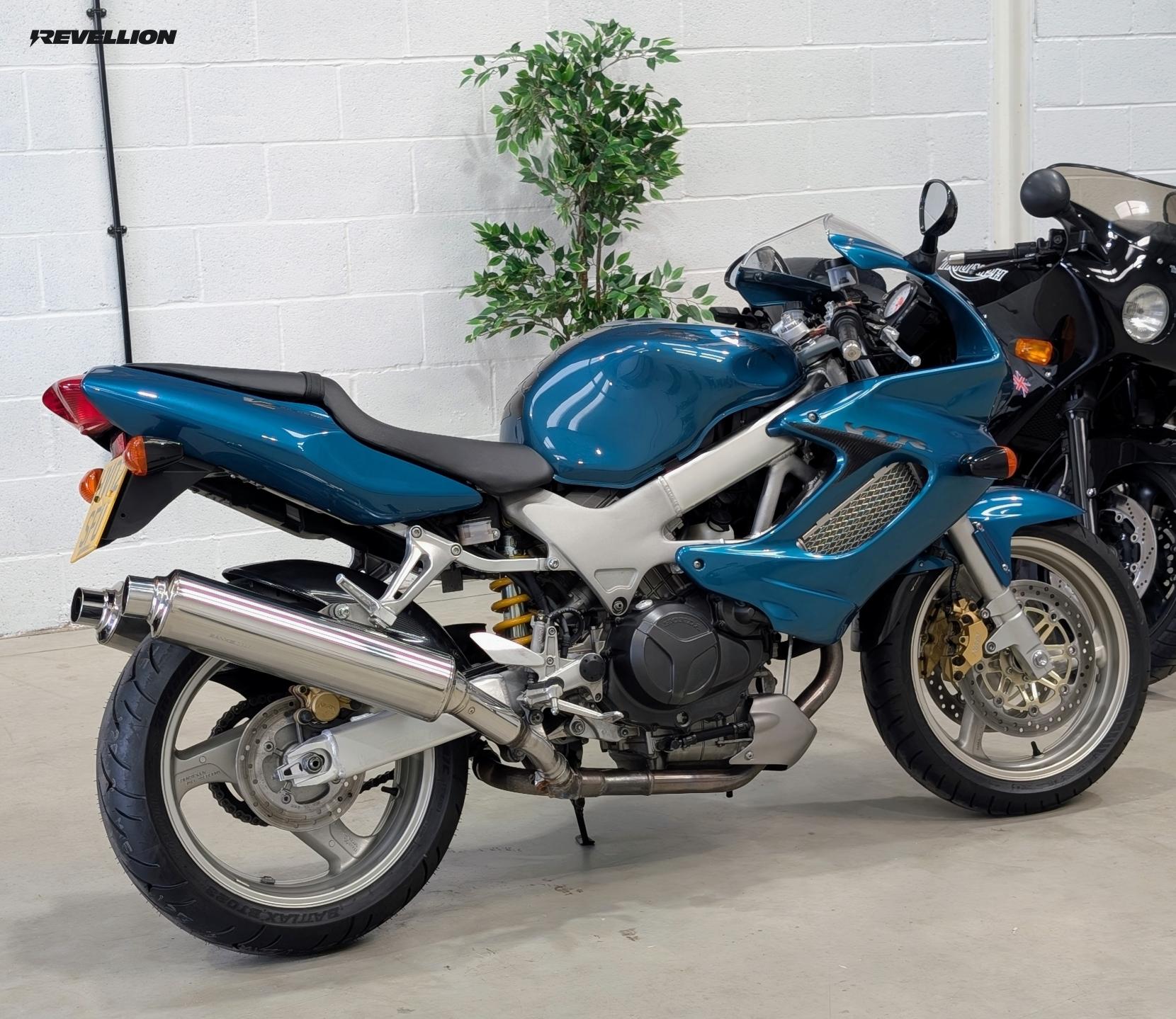 Honda VTR 1000 Firestorm