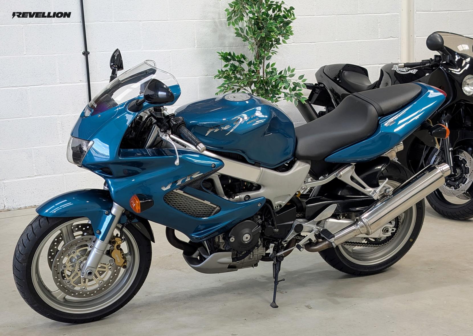 Honda VTR 1000 Firestorm