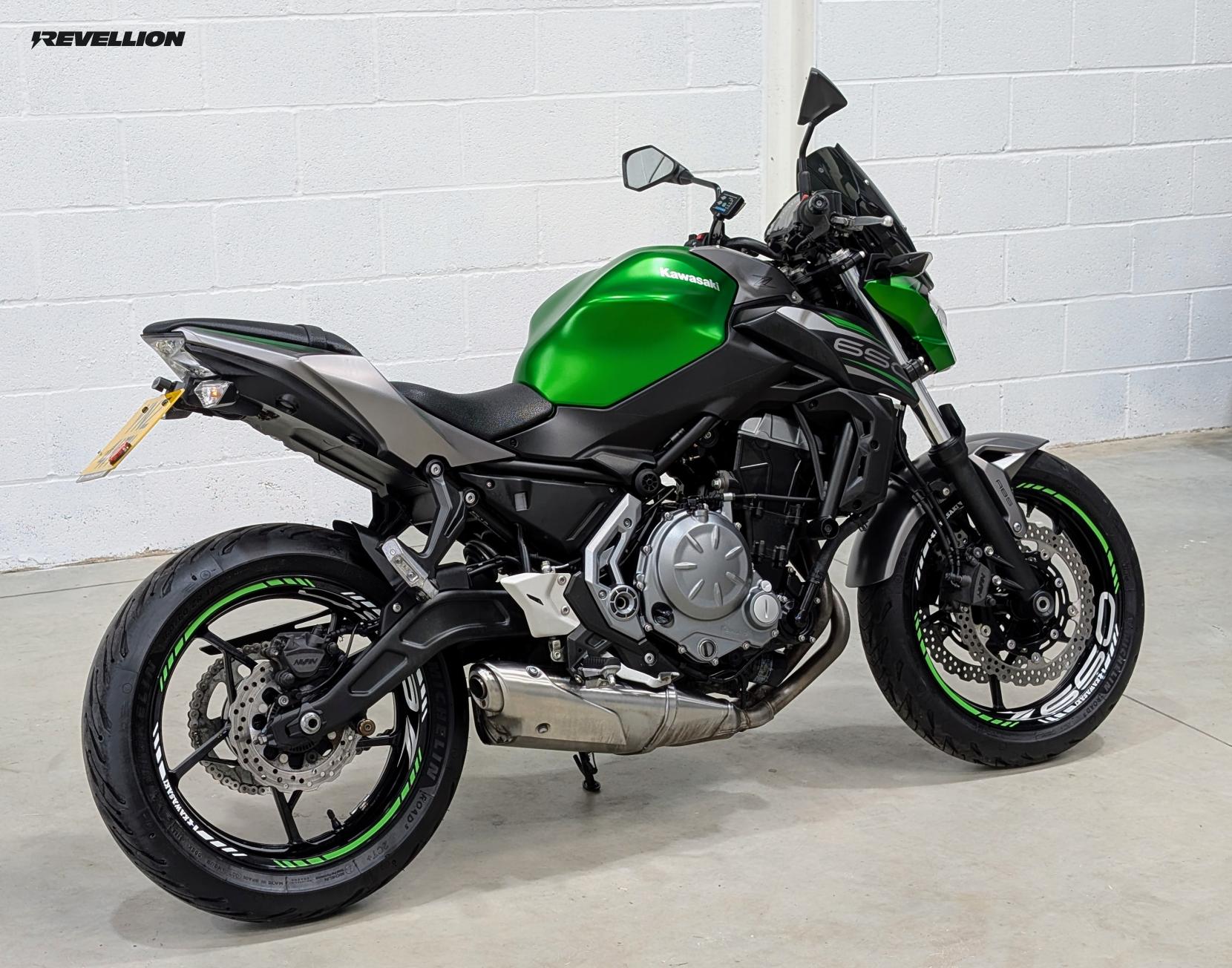 Kawasaki Z650 650 Supernaked Petrol Manual Euro 4 (68 ps)