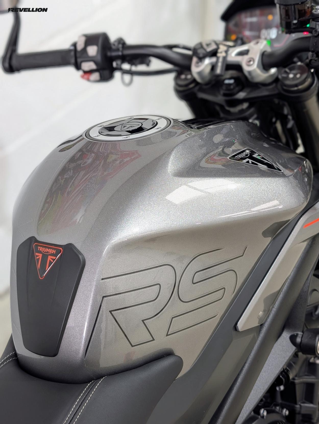 Triumph Street Triple 765 765 RS Naked Petrol Manual X-ring Euro 5 (131 ps)