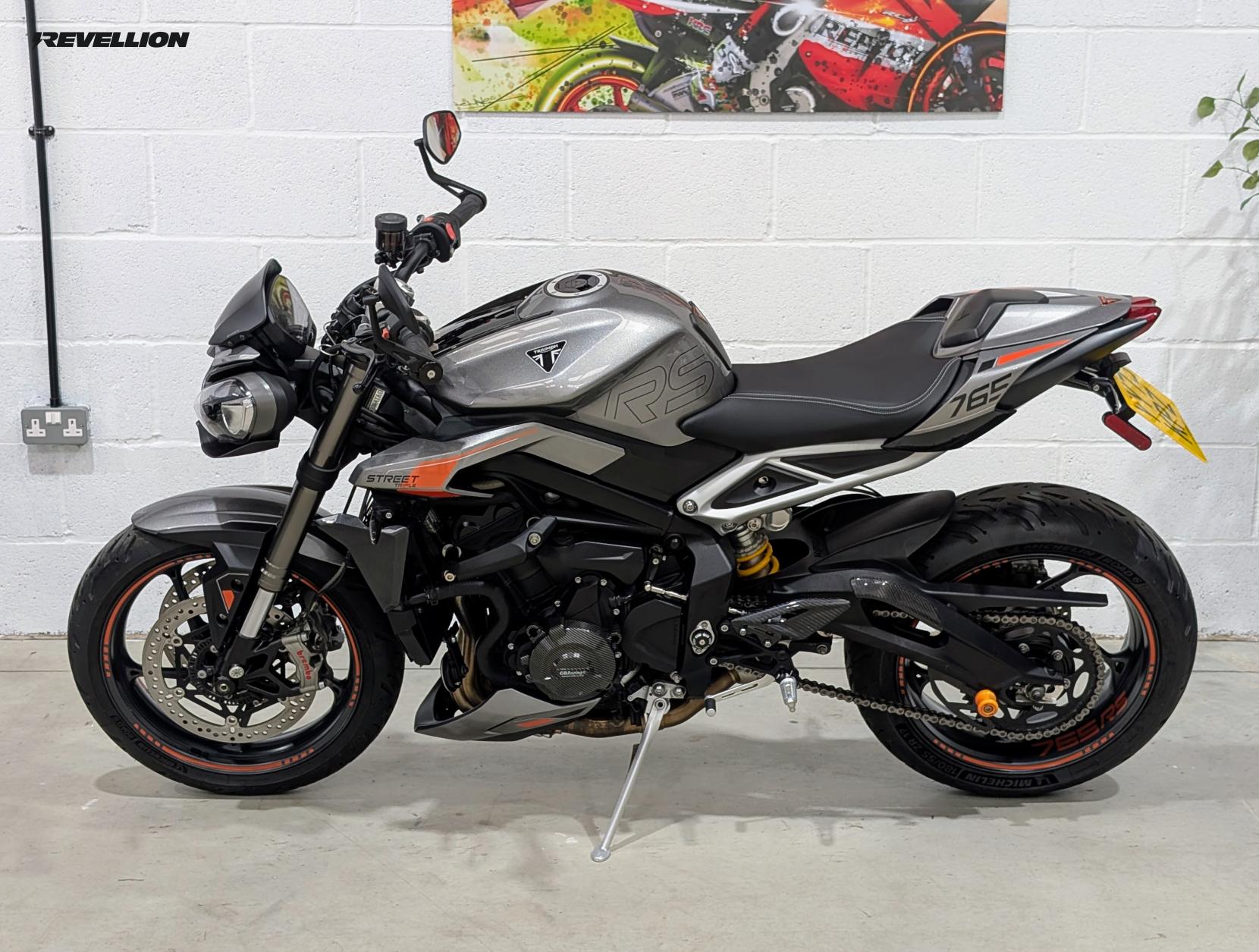 Triumph Street Triple 765 765 RS Naked Petrol Manual X-ring Euro 5 (131 ps)