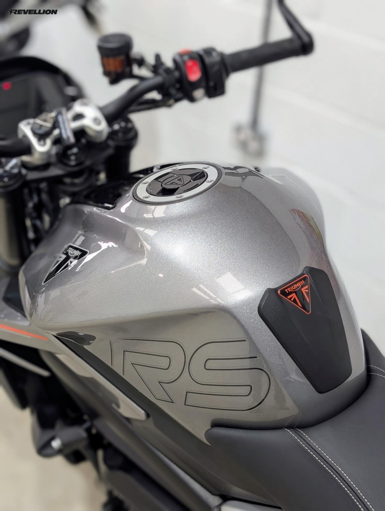 Triumph Street Triple 765 765 RS Naked Petrol Manual X-ring Euro 5 (131 ps)