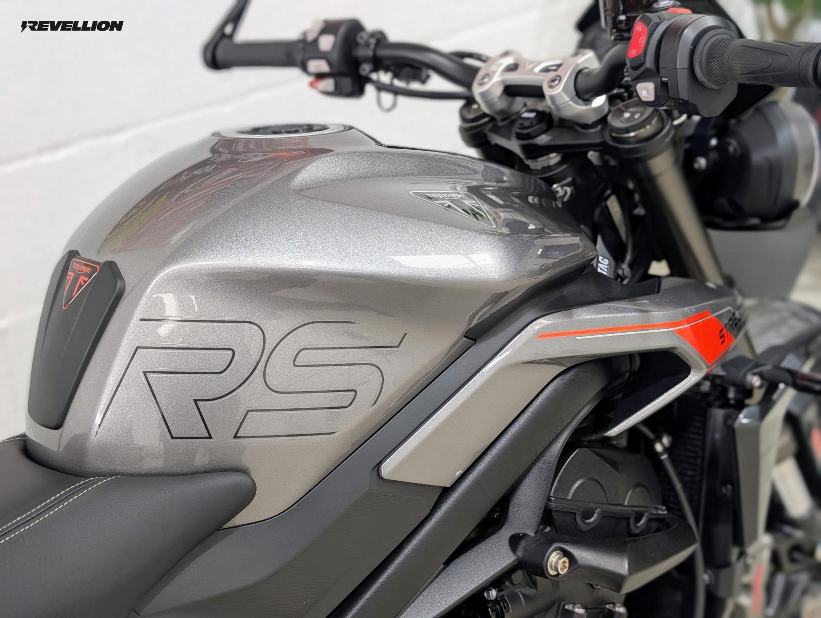 Triumph Street Triple 765 765 RS Naked Petrol Manual X-ring Euro 5 (131 ps)