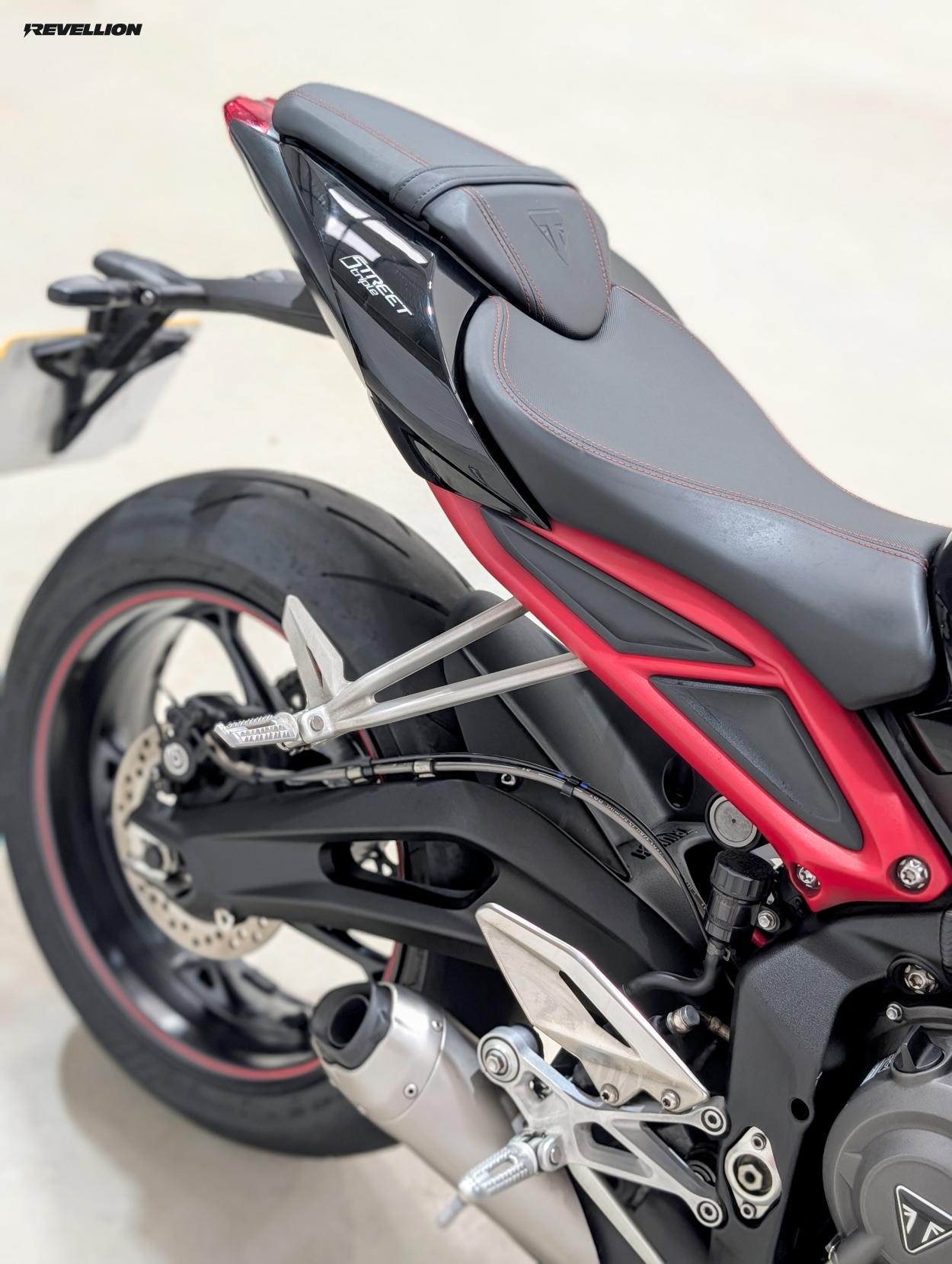 Triumph Street Triple 765 765 RR Low Naked Petrol Manual O-ring Euro 4 (118 ps)