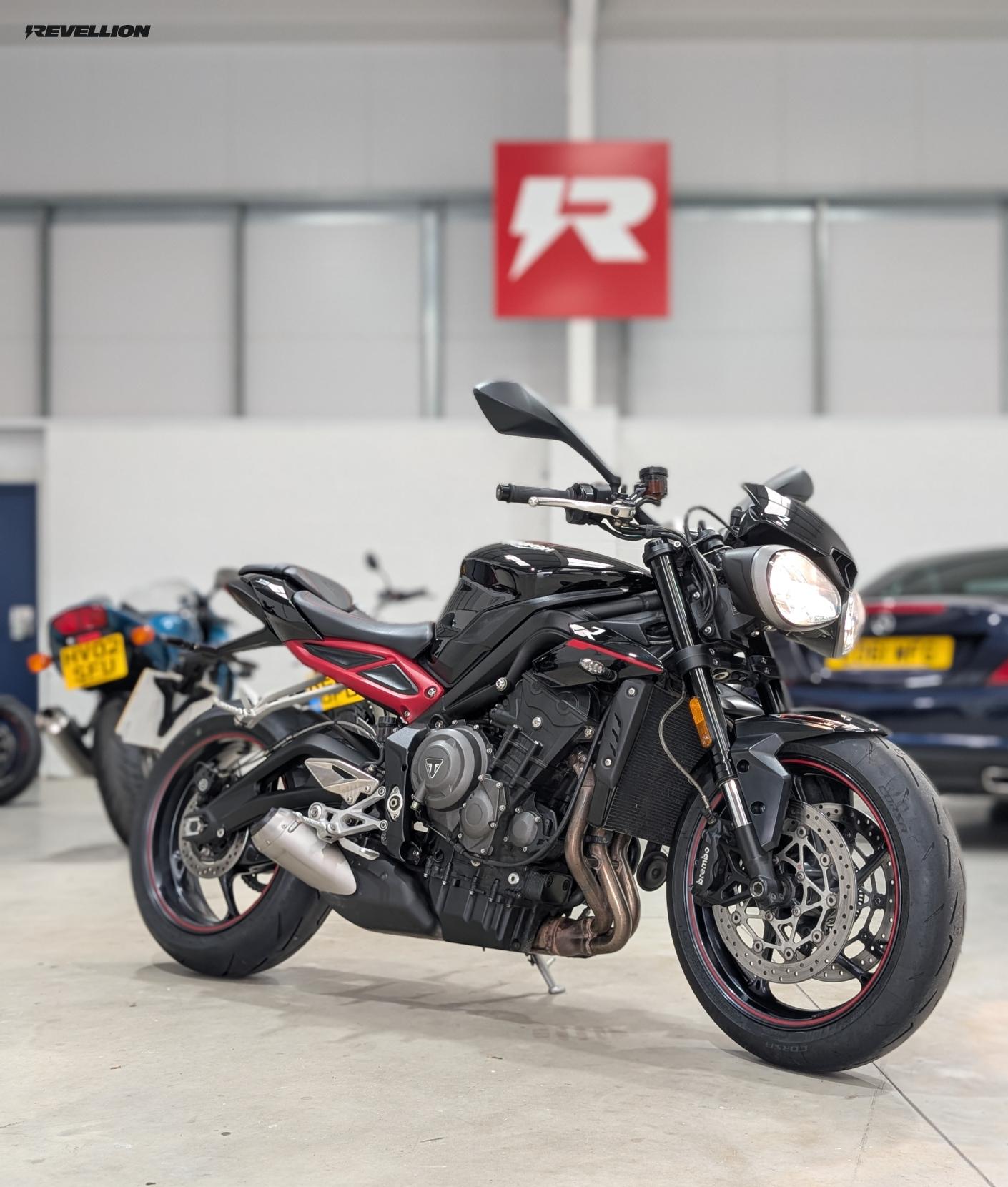 Triumph Street Triple 765 765 RR Low Naked Petrol Manual O-ring Euro 4 (118 ps)