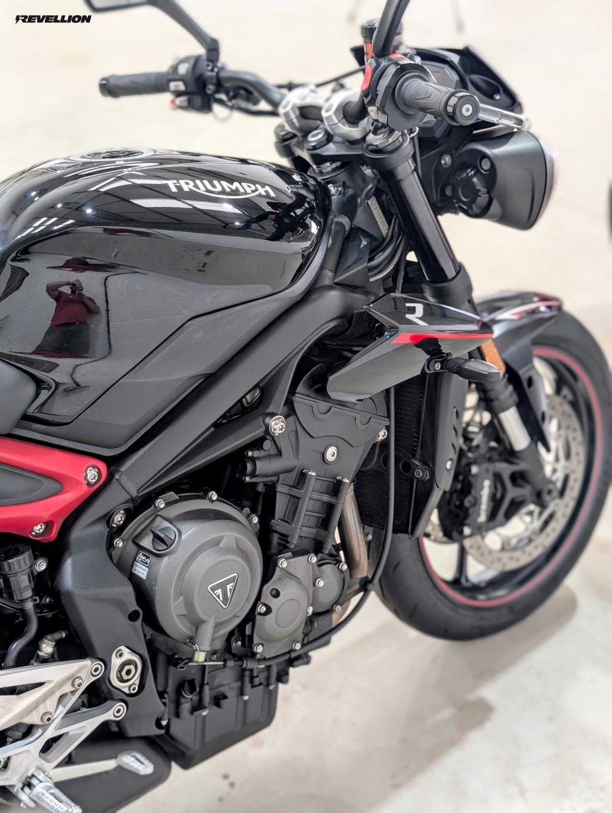 Triumph Street Triple 765 765 RR Low Naked Petrol Manual O-ring Euro 4 (118 ps)