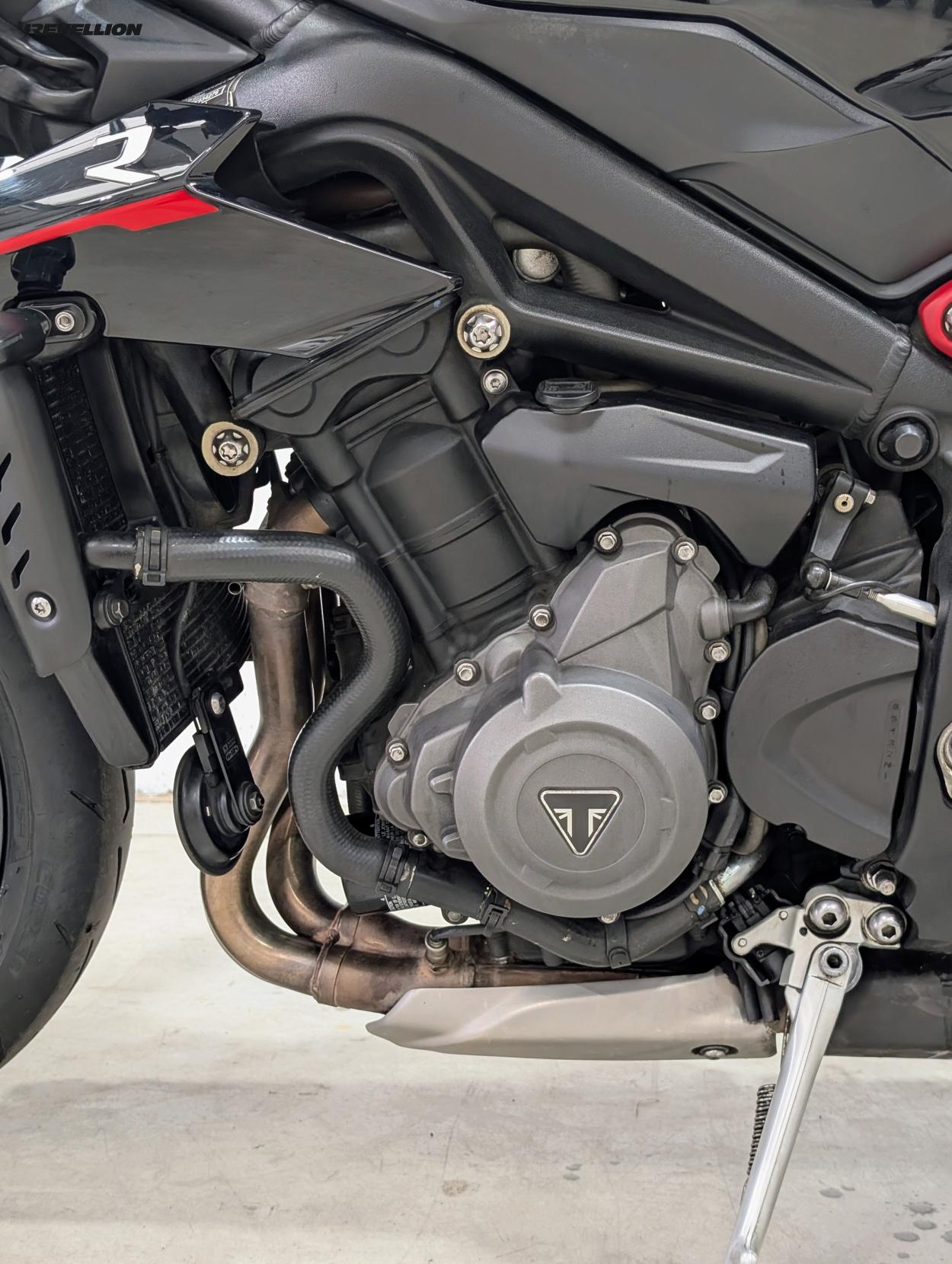 Triumph Street Triple 765 765 RR Low Naked Petrol Manual O-ring Euro 4 (118 ps)