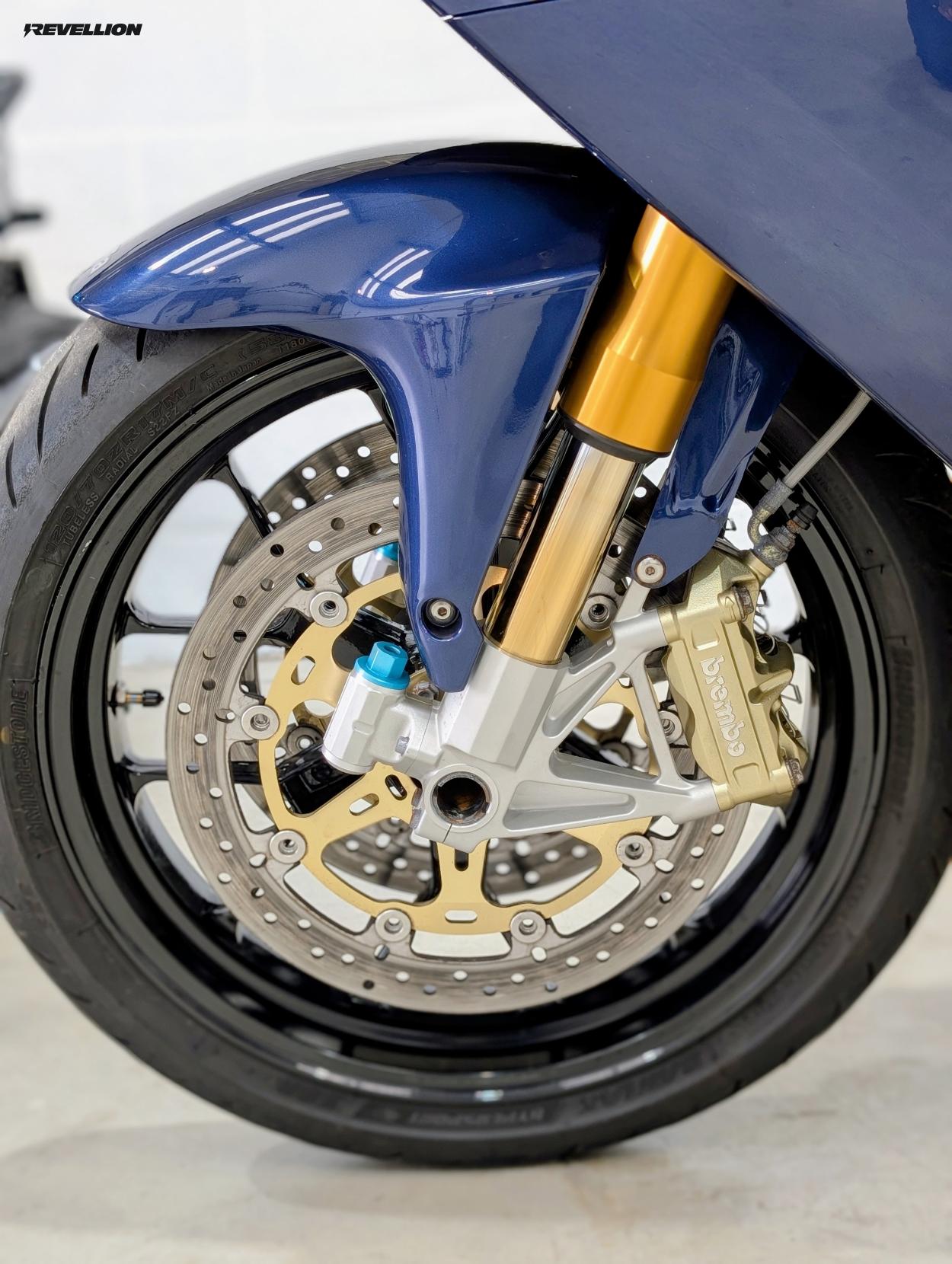 Aprilia RSV 1000 1000 R Petrol Manual (143 bhp)