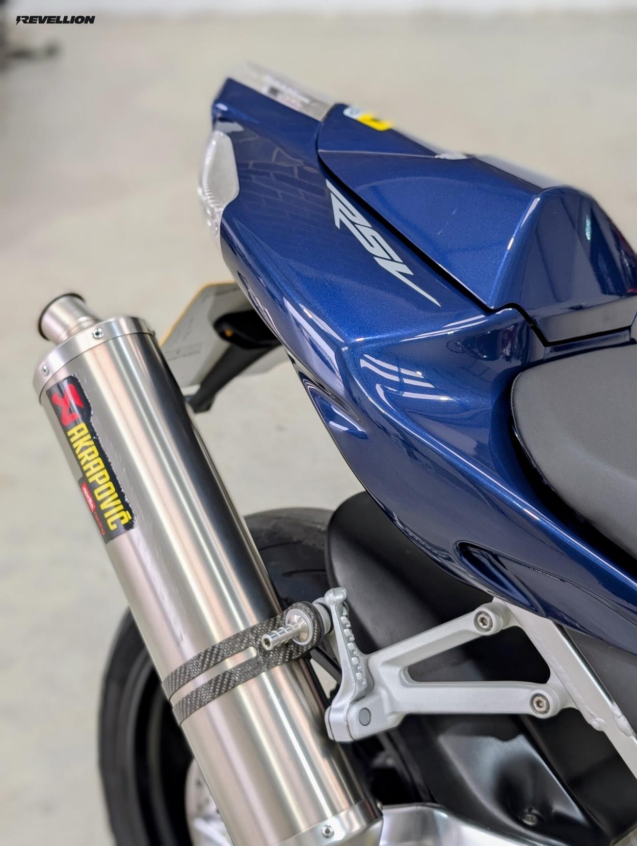 Aprilia RSV 1000 1000 R Petrol Manual (143 bhp)