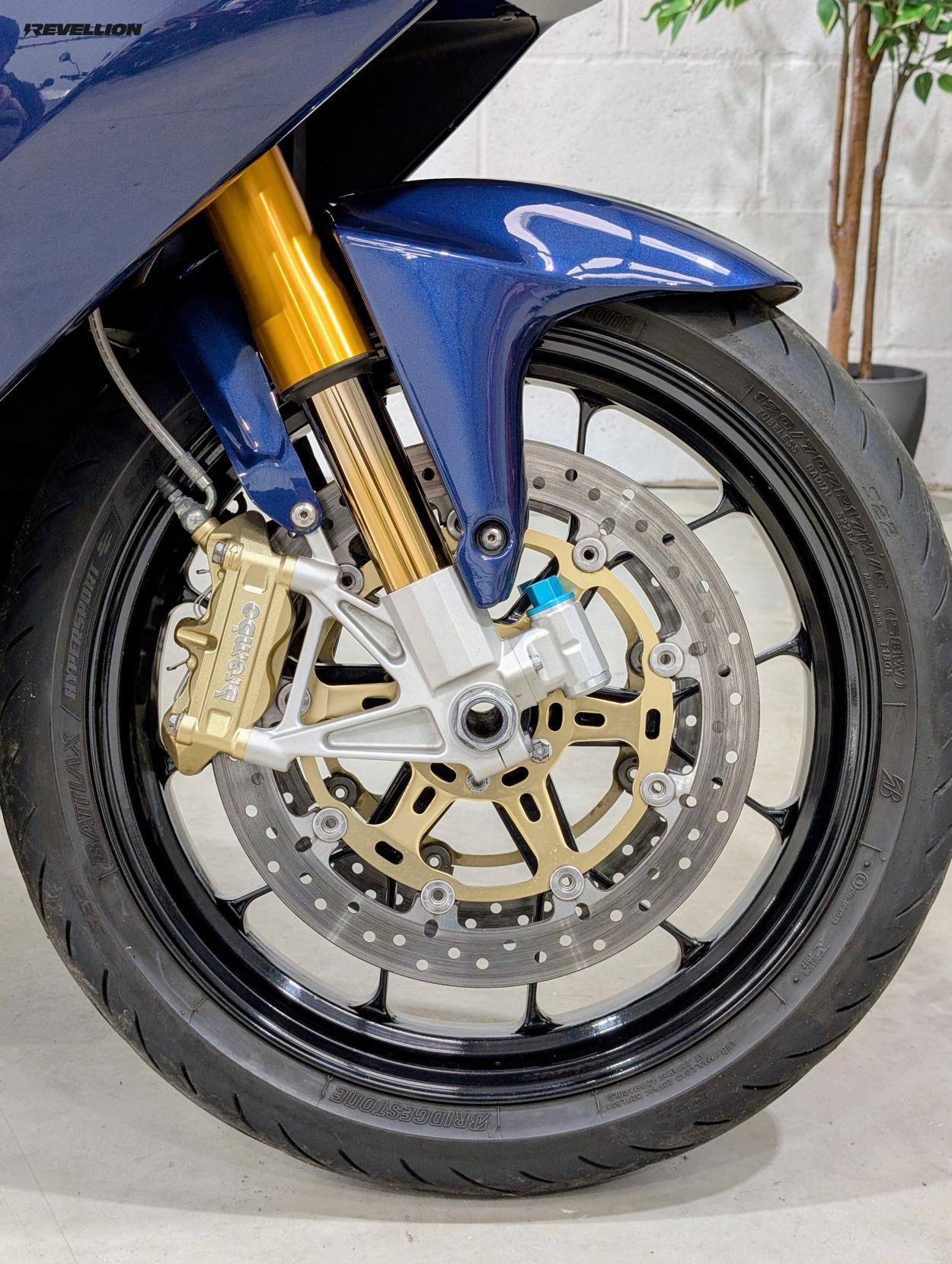 Aprilia RSV 1000 1000 R Petrol Manual (143 bhp)