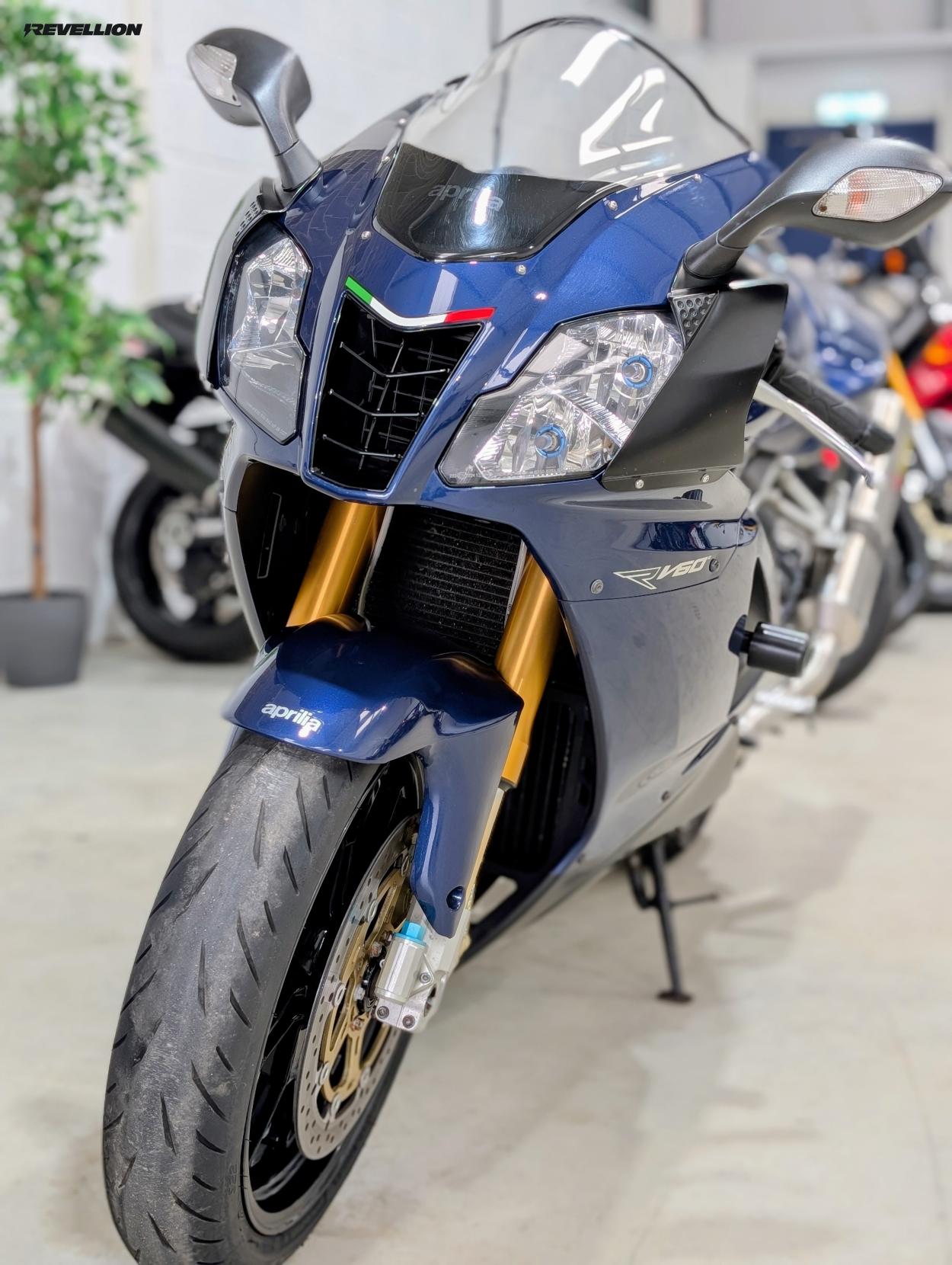 Aprilia RSV 1000 1000 R Petrol Manual (143 bhp)