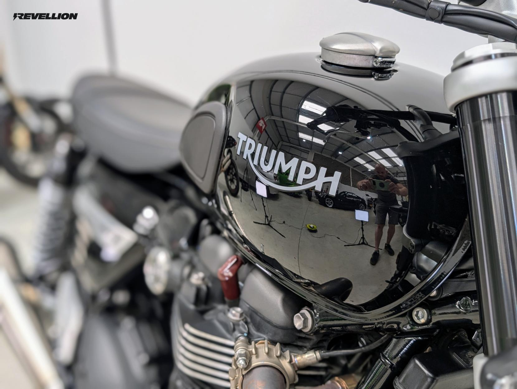 Triumph Speed Twin 1200 1200 Roadster/Retro Petrol Manual O-ring Euro 5 (101 ps)