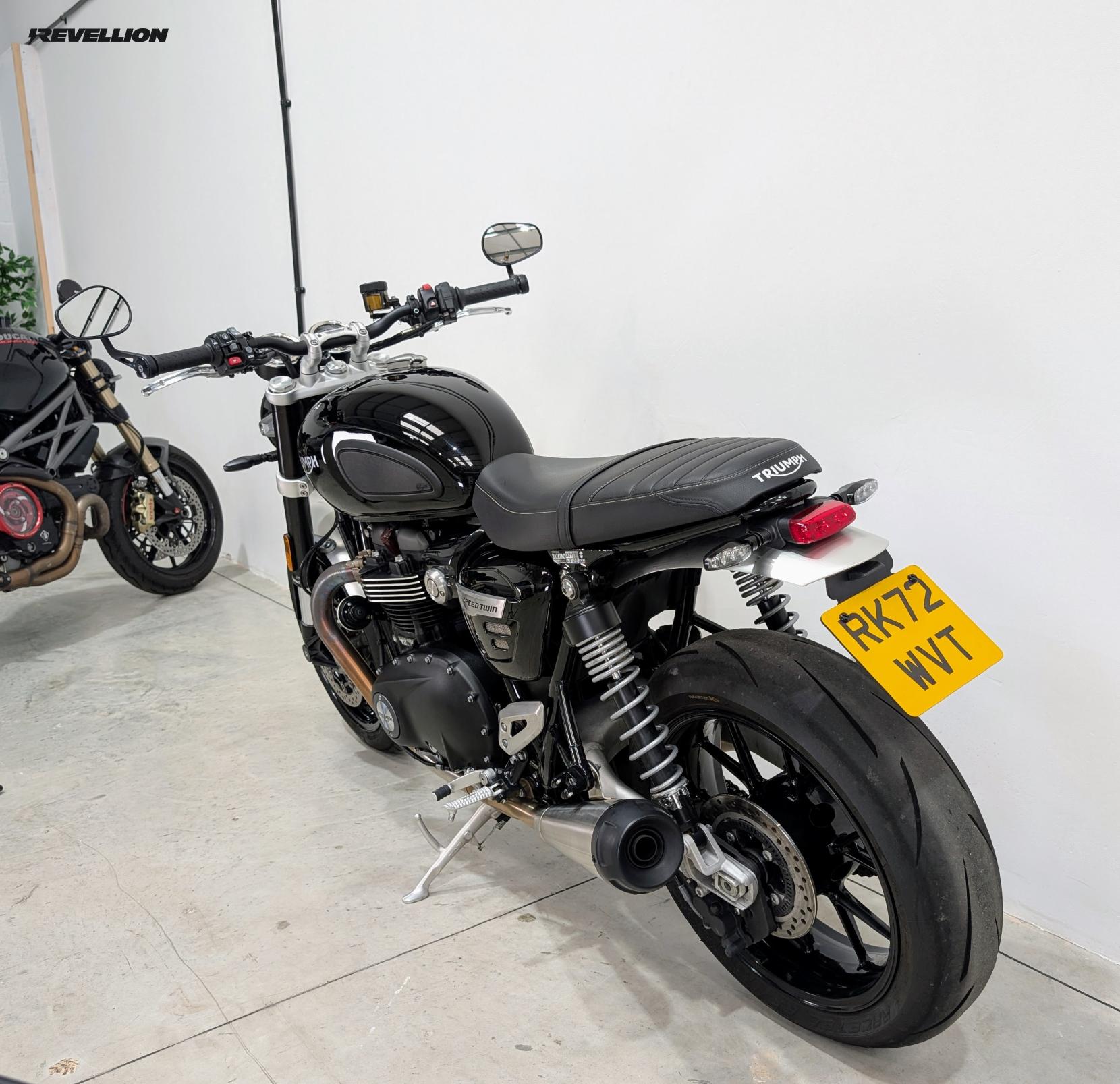 Triumph Speed Twin 1200 1200 Roadster/Retro Petrol Manual O-ring Euro 5 (101 ps)