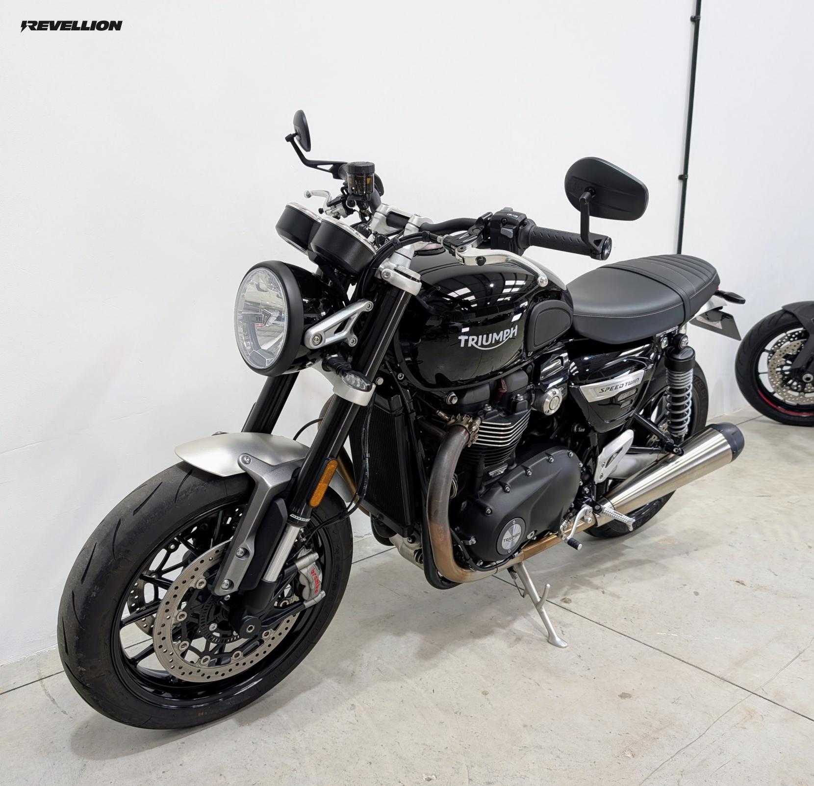 Triumph Speed Twin 1200 1200 Roadster/Retro Petrol Manual O-ring Euro 5 (101 ps)