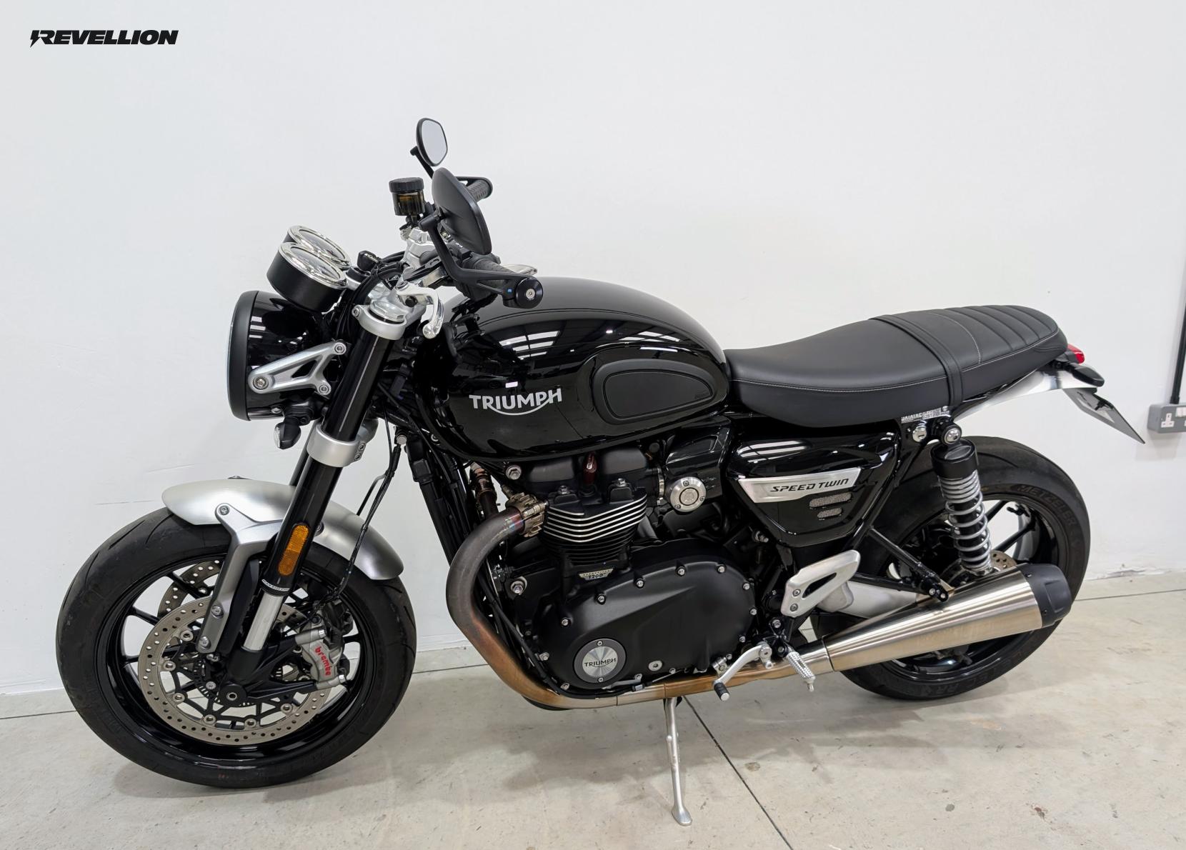 Triumph Speed Twin 1200 1200 Roadster/Retro Petrol Manual O-ring Euro 5 (101 ps)