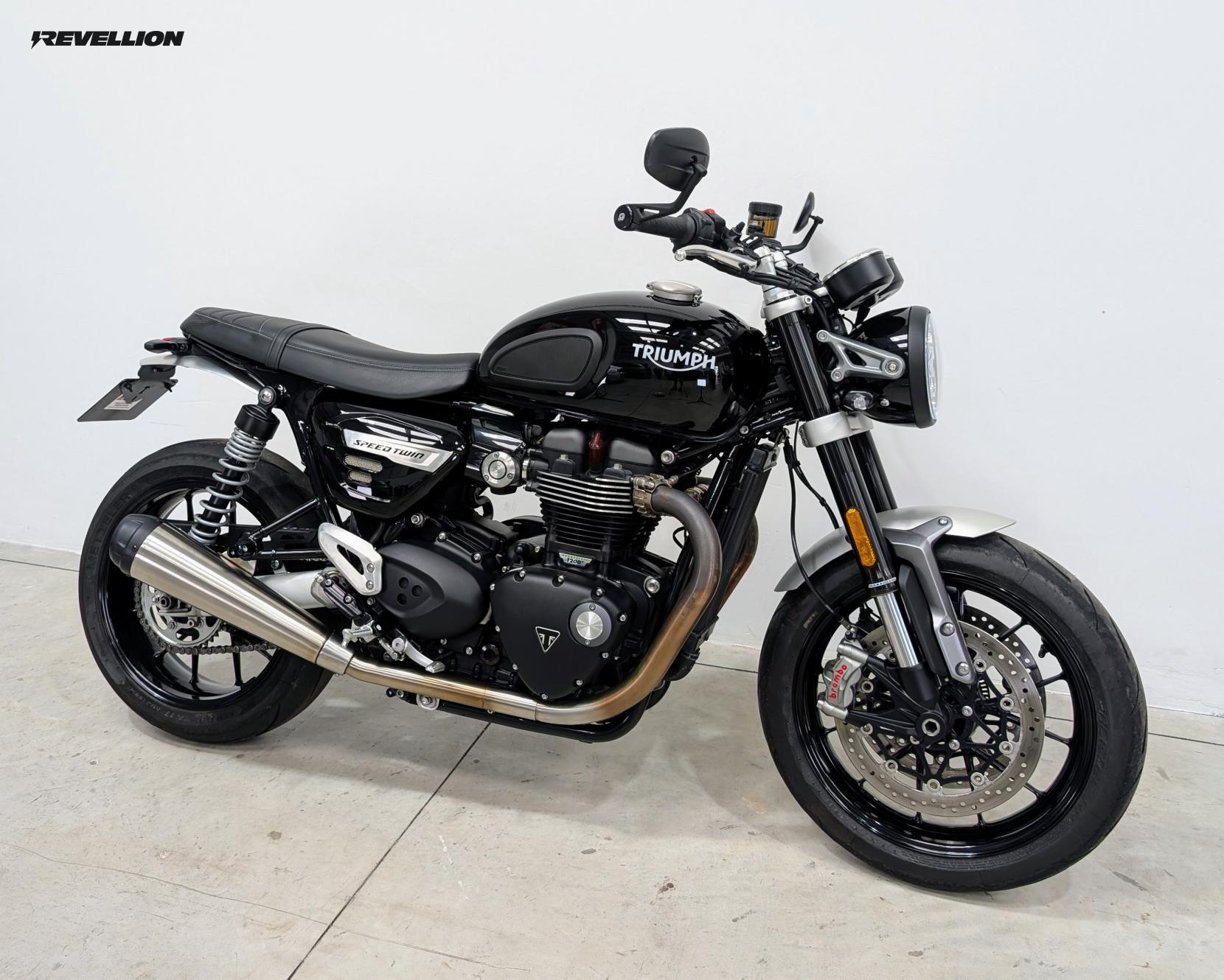 Triumph Speed Twin 1200 1200 Roadster/Retro Petrol Manual O-ring Euro 5 (101 ps)