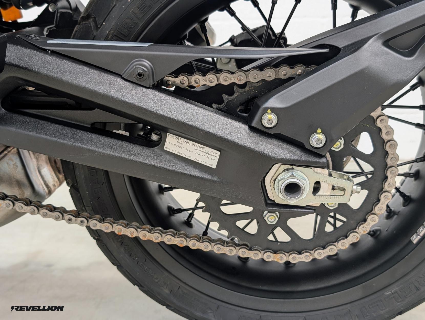 Ducati Scrambler 800 803 Nightshift Roadster/Retro Petrol Manual Euro 5 (73 ps)