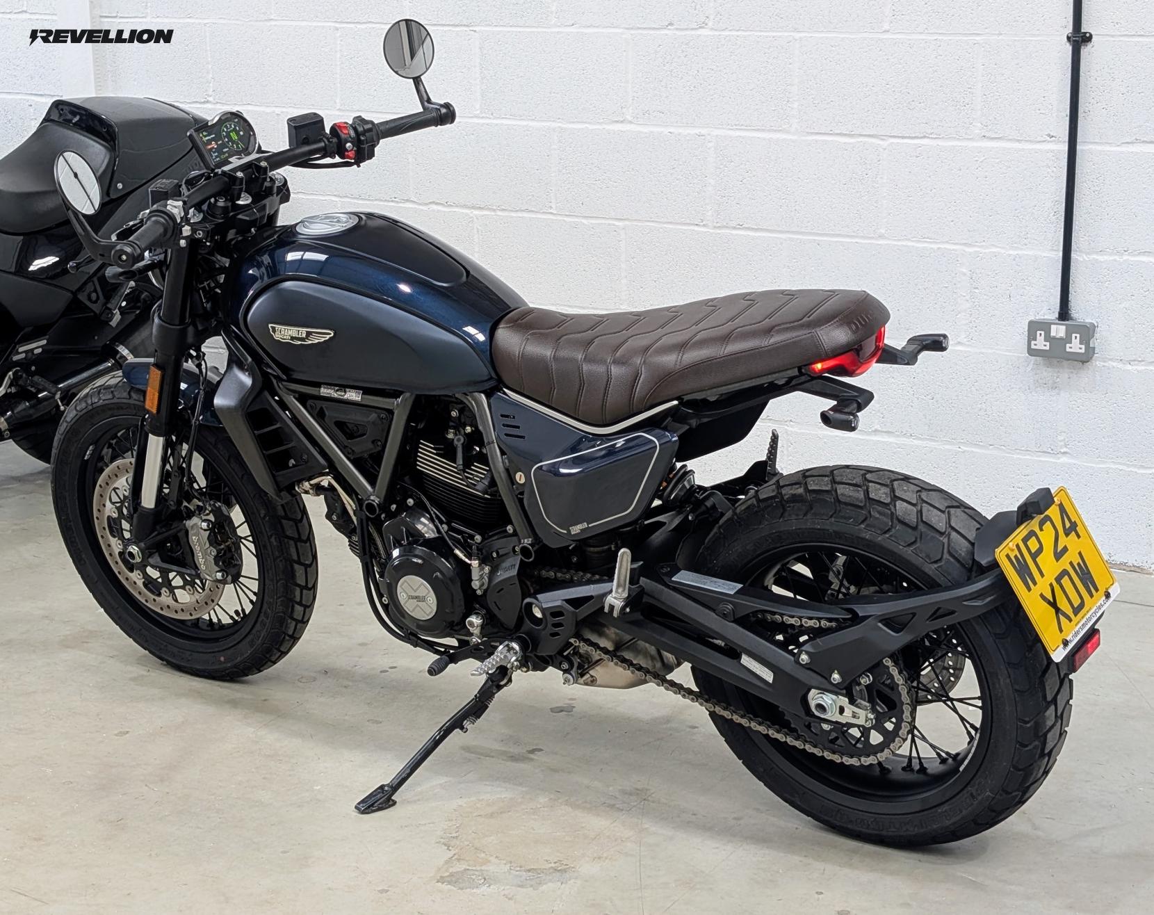 Ducati Scrambler 800 803 Nightshift Roadster/Retro Petrol Manual Euro 5 (73 ps)
